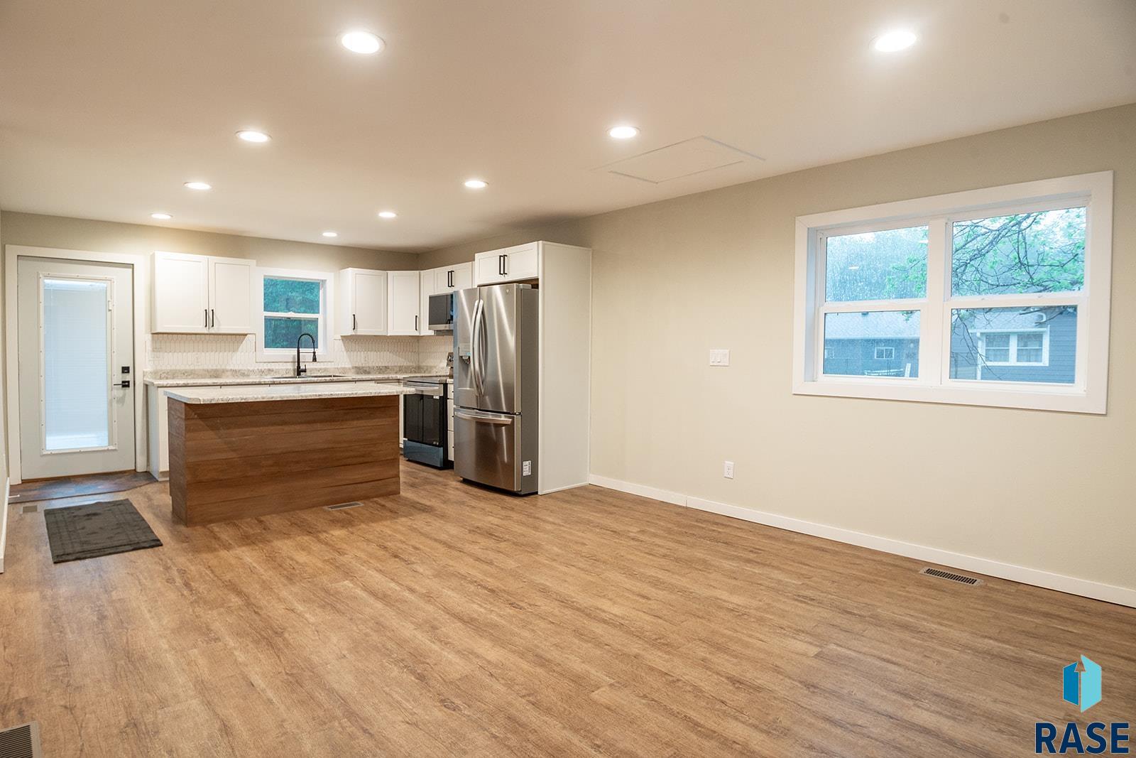 105 W Kluckholm St Street, Montrose, New Jersey image 15