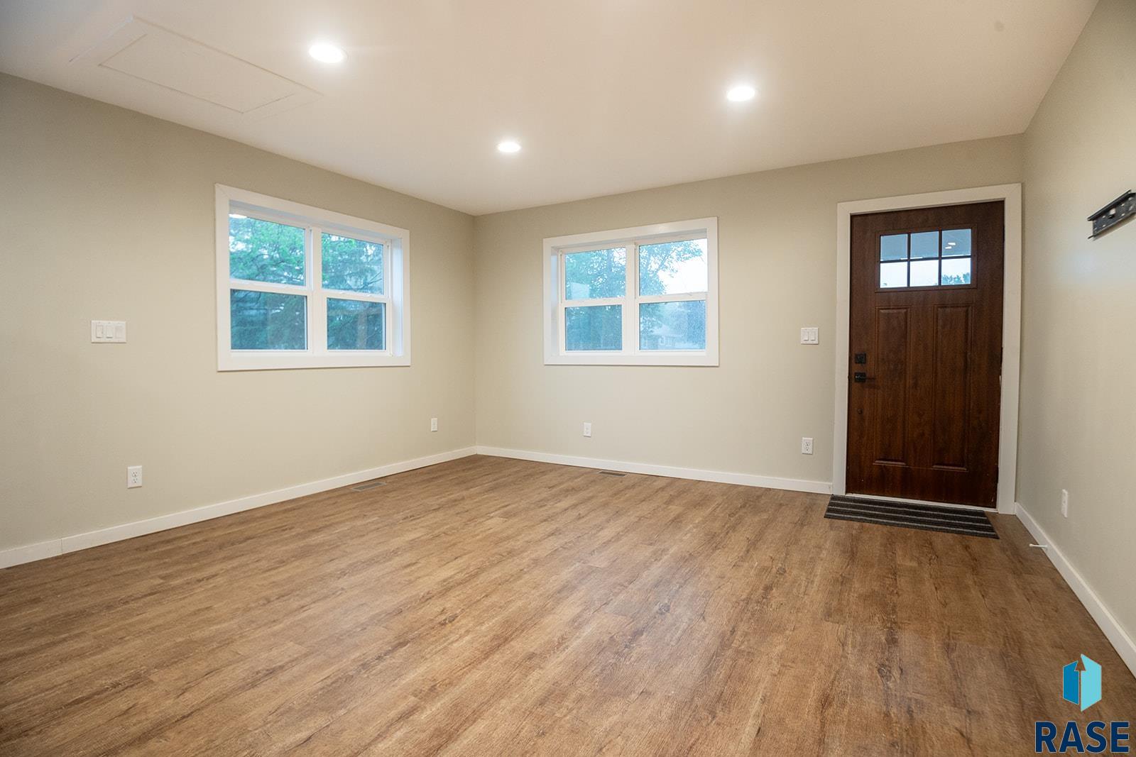 105 W Kluckholm St Street, Montrose, New Jersey image 11
