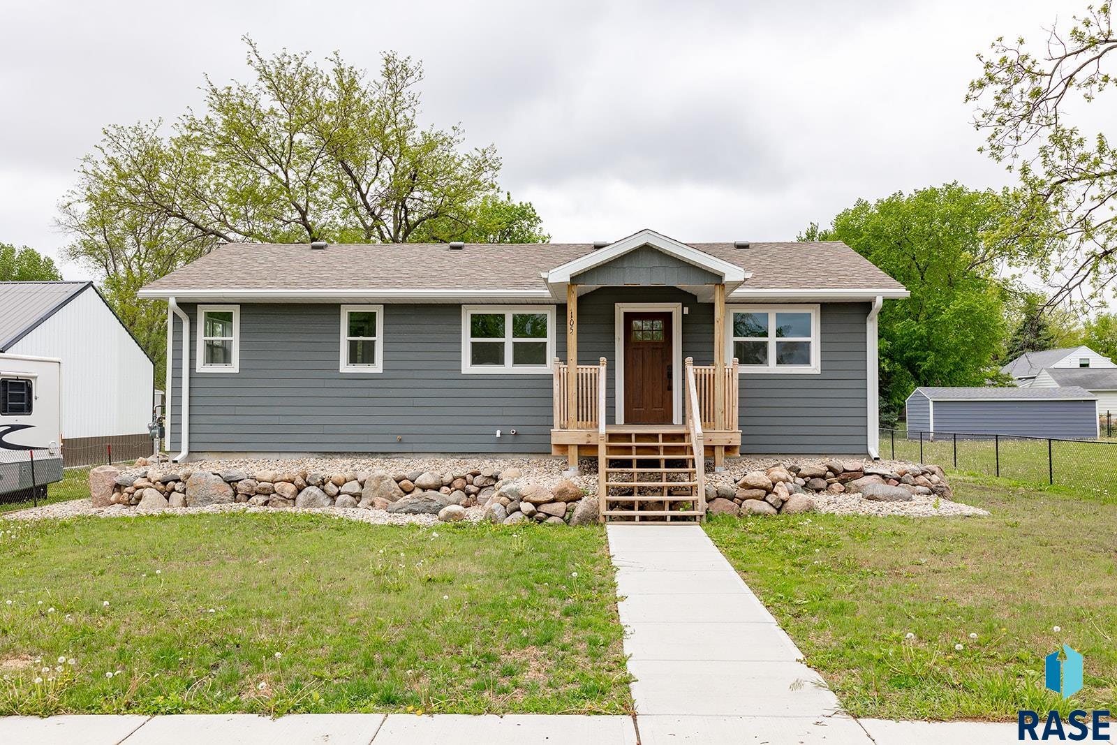 105 W Kluckholm St Street, Montrose, New Jersey image 1