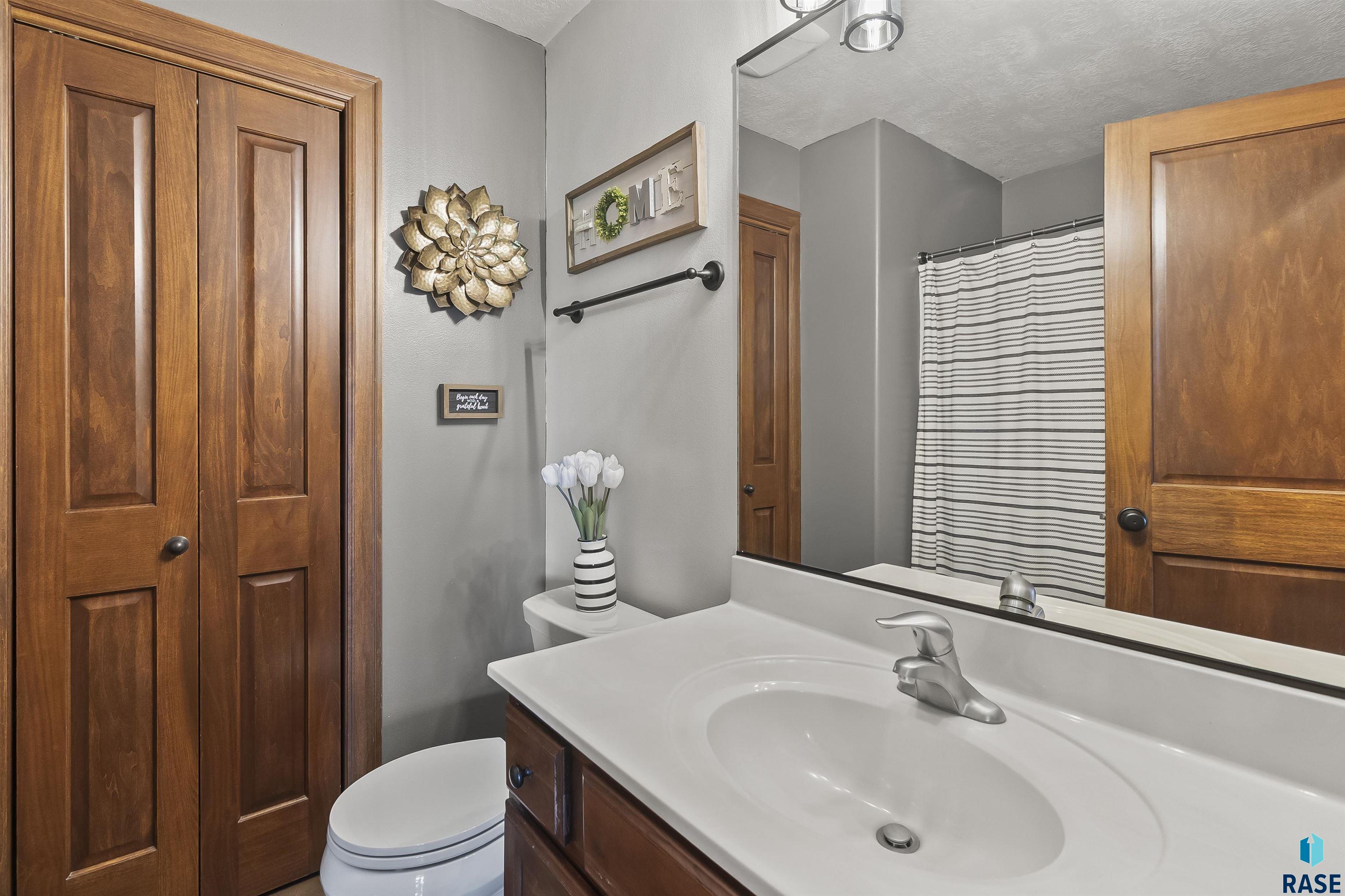 7915 S Copper Ridge Rd Road, Sioux Falls, New Jersey image 14