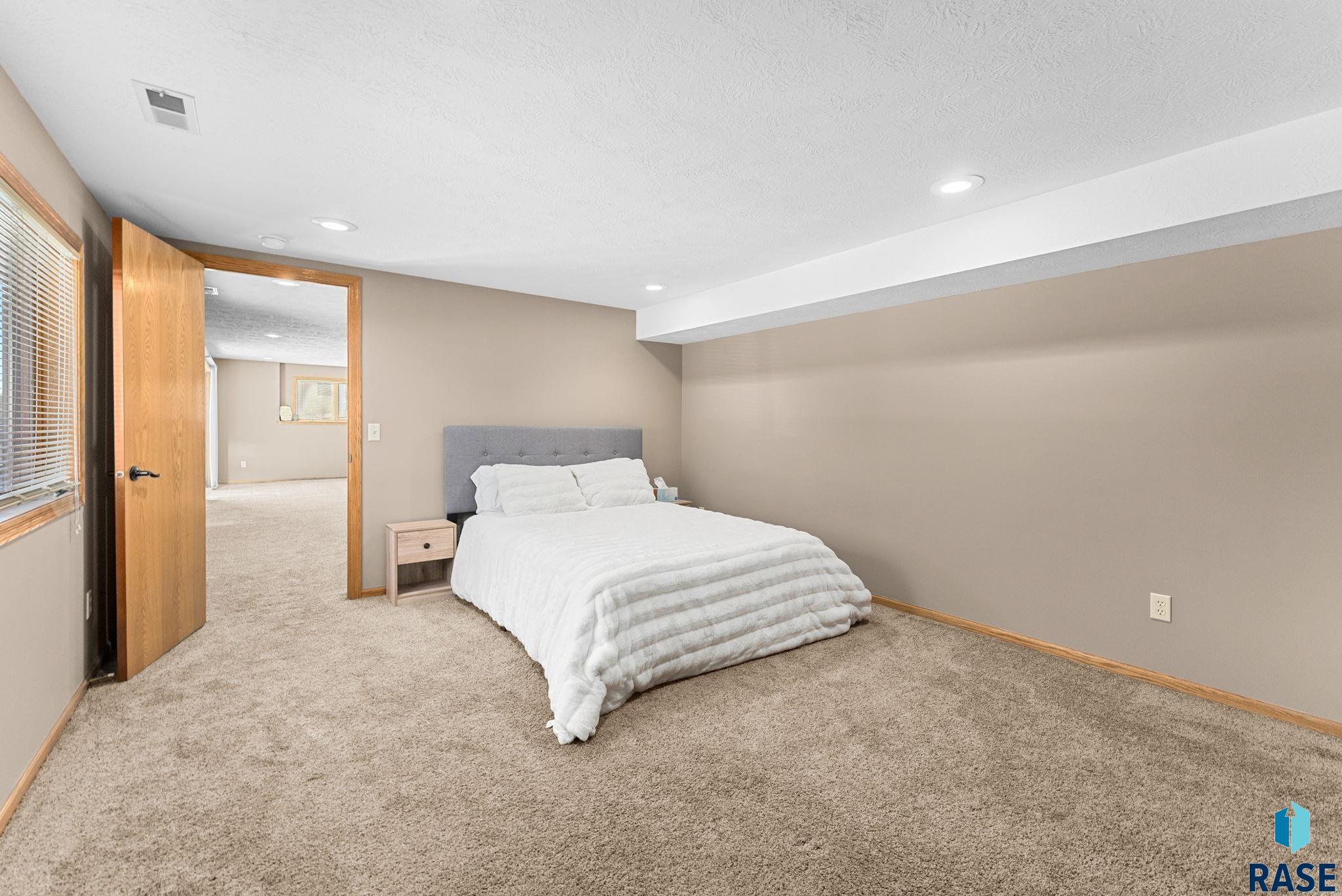 2900 S Kinkade Ave Avenue, Sioux Falls, New Jersey image 44
