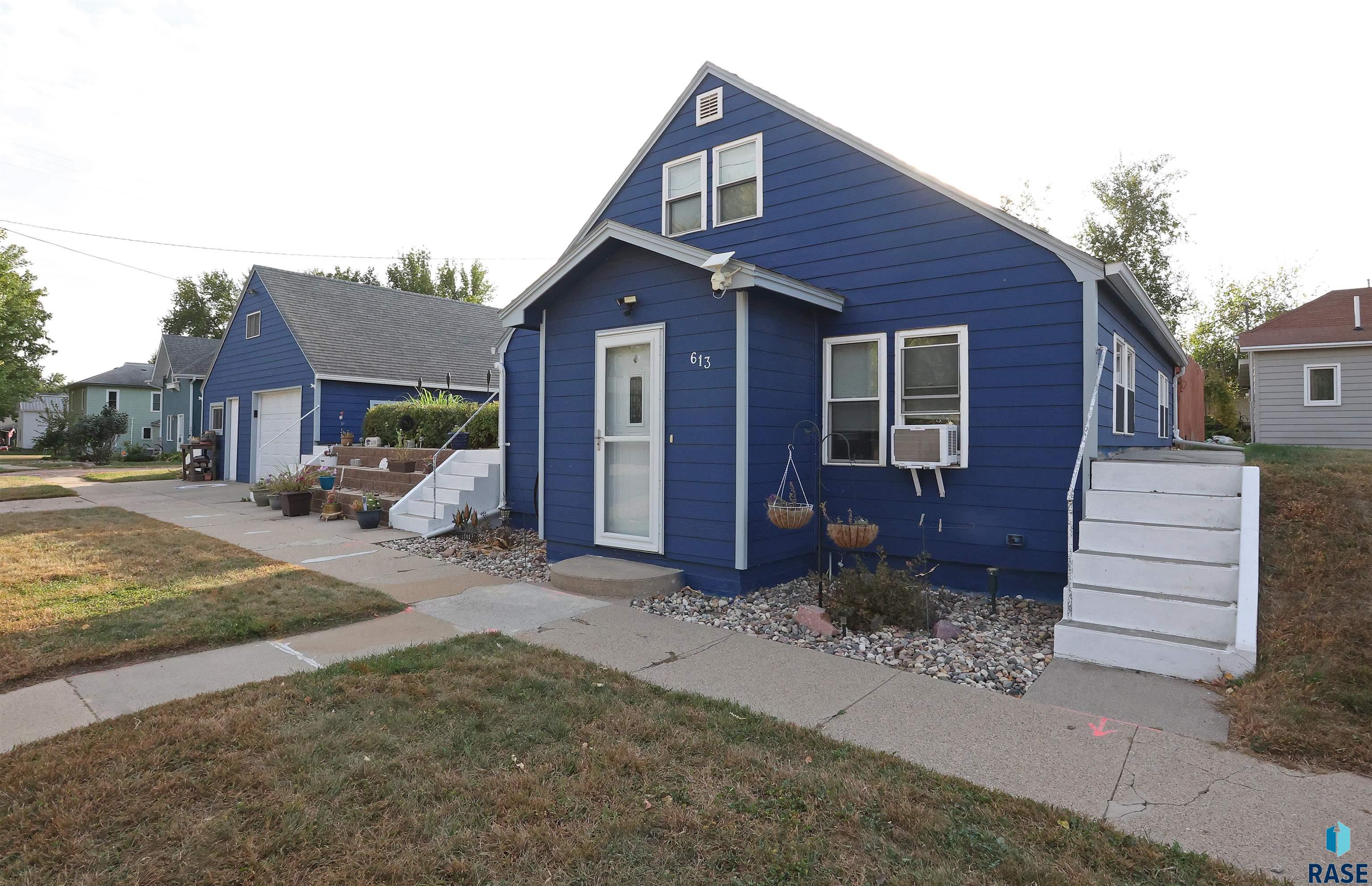 613 Canyon Ave Avenue, Garretson, South Dakota image 1