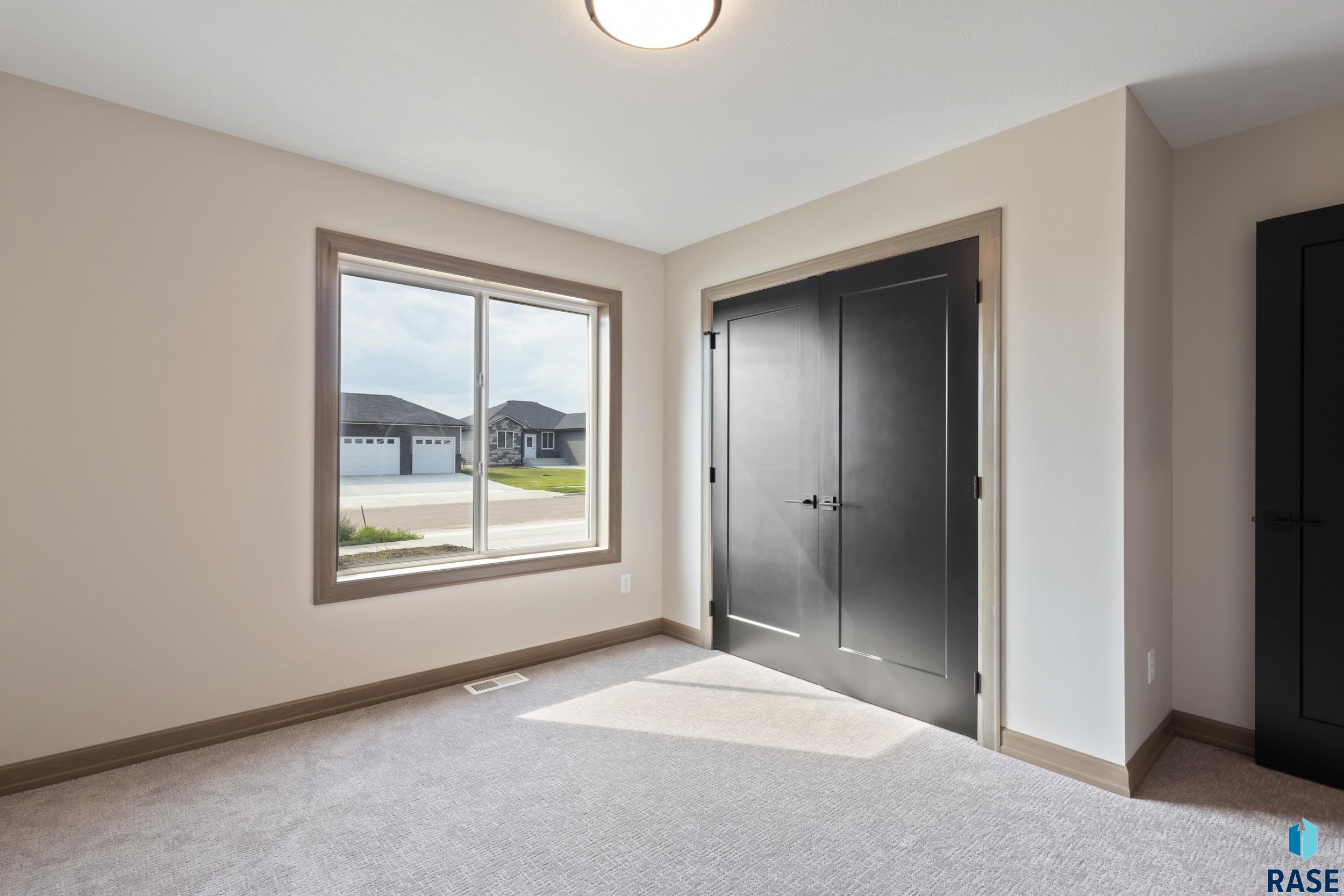 834 S Melissa Ave Avenue, Harrisburg, South Dakota image 13
