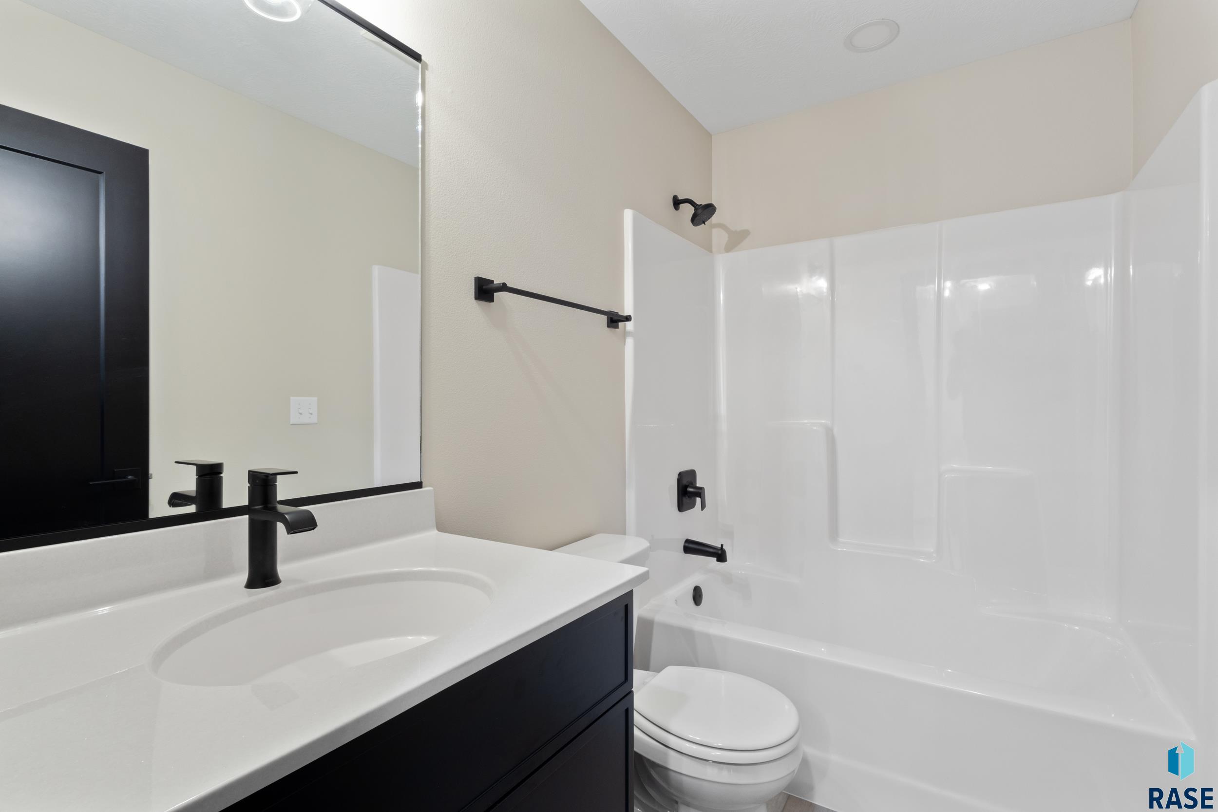 834 S Melissa Ave Avenue, Harrisburg, South Dakota image 14