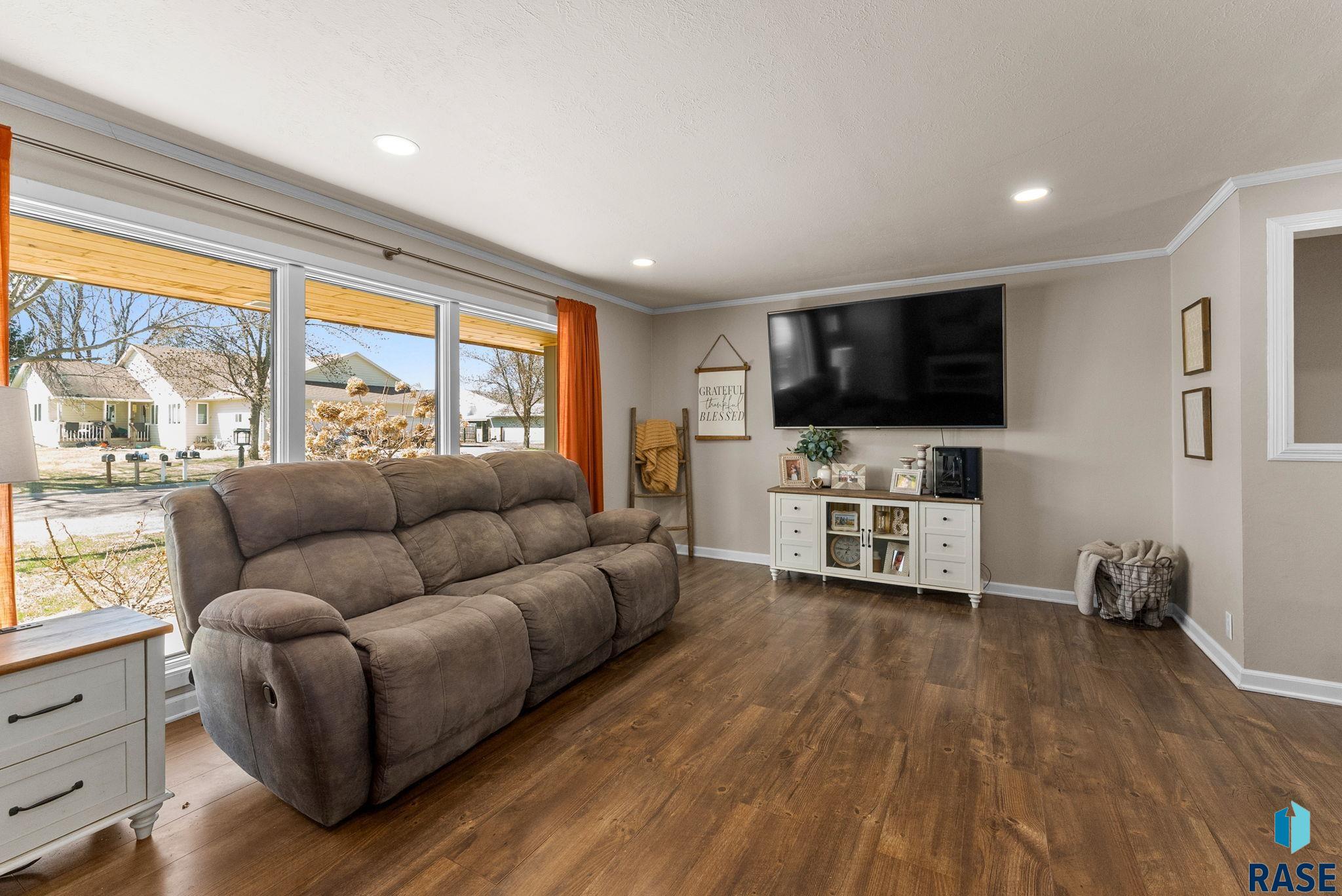 2220 E Sylvan Cir Circle, Brandon, South Dakota image 4