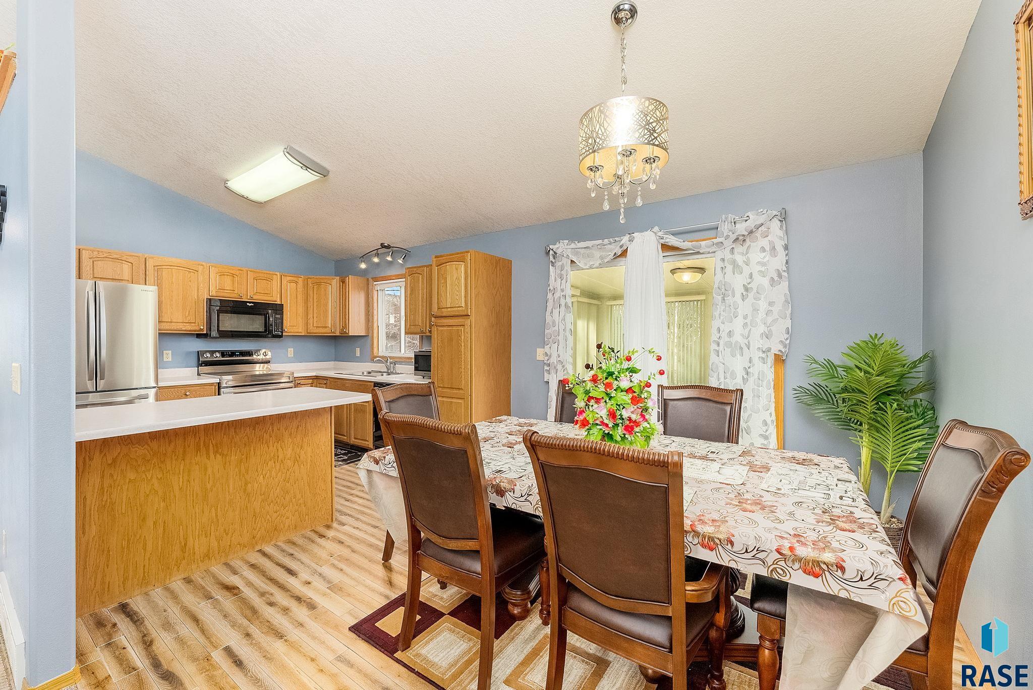4435 E 38th St Street, Sioux Falls, South Dakota image 2