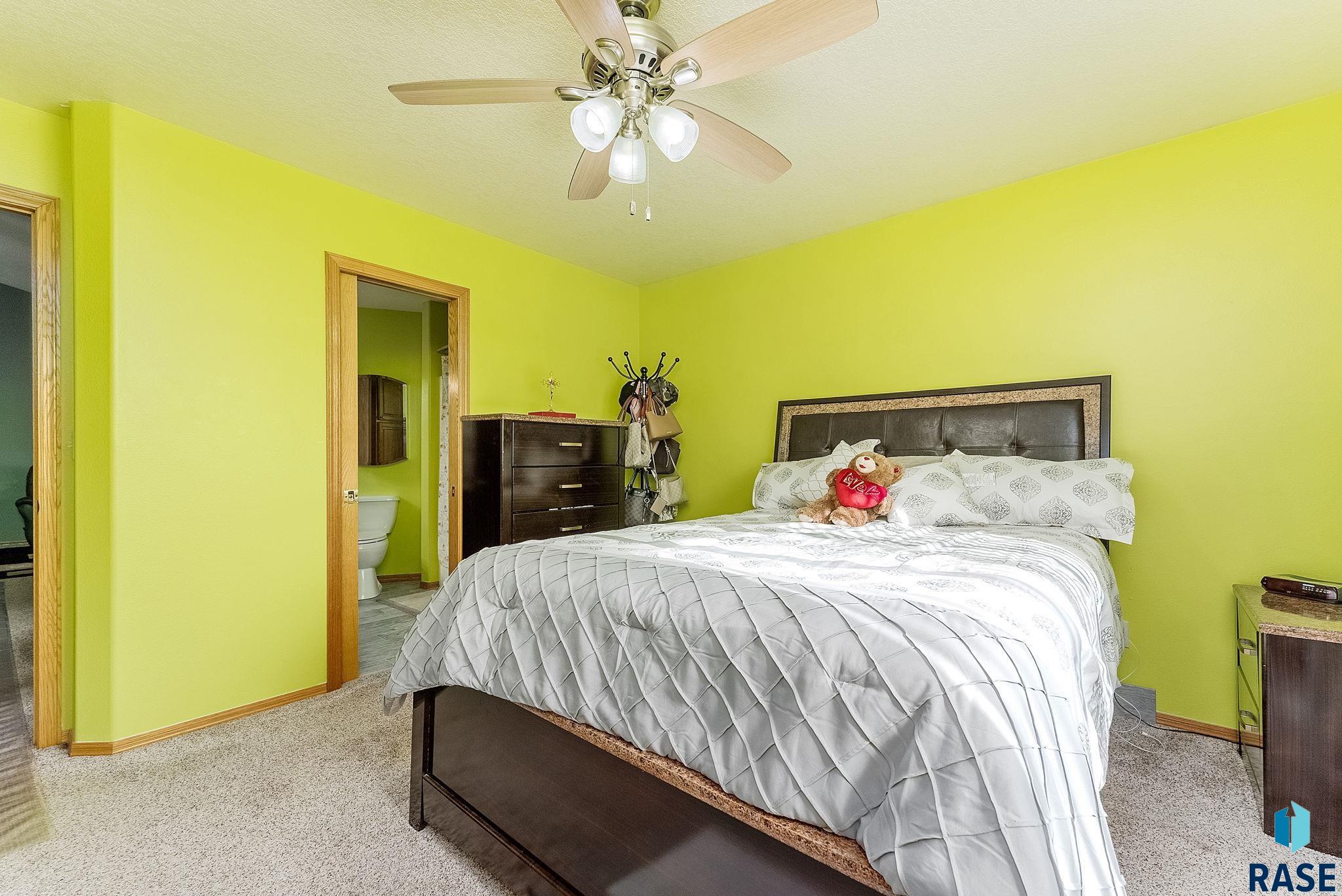 4435 E 38th St Street, Sioux Falls, South Dakota image 11