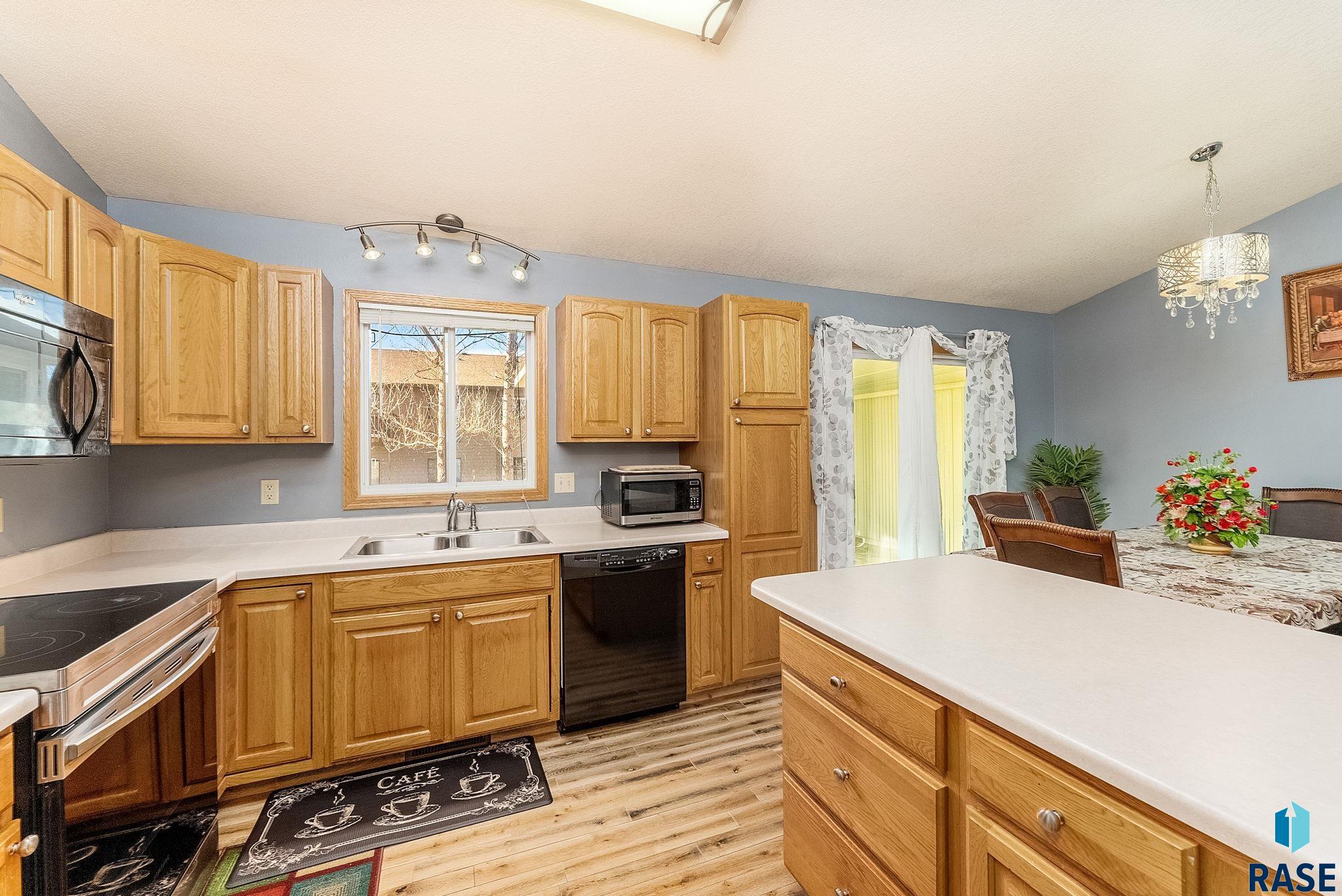 4435 E 38th St Street, Sioux Falls, South Dakota image 3