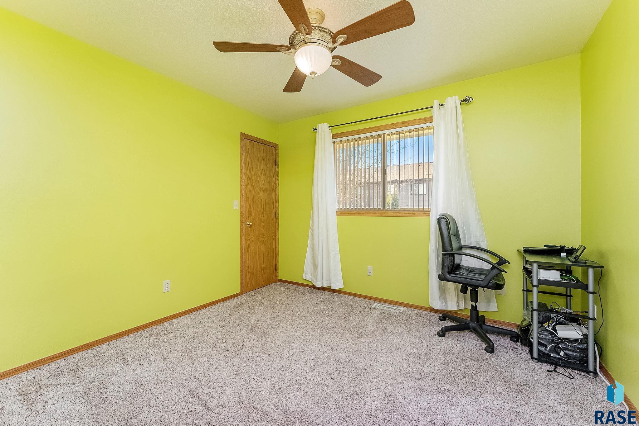 4435 E 38th St Street, Sioux Falls, South Dakota image 13