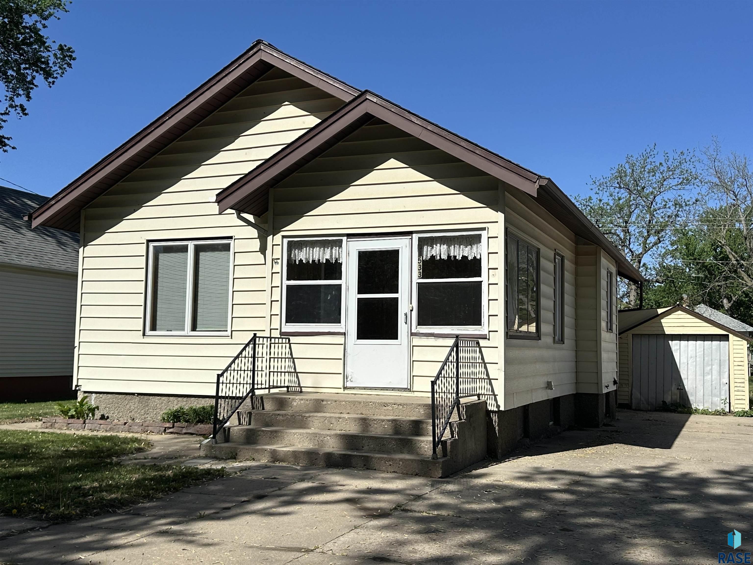 533 S Poplar St Street, Freeman, New Jersey image 1