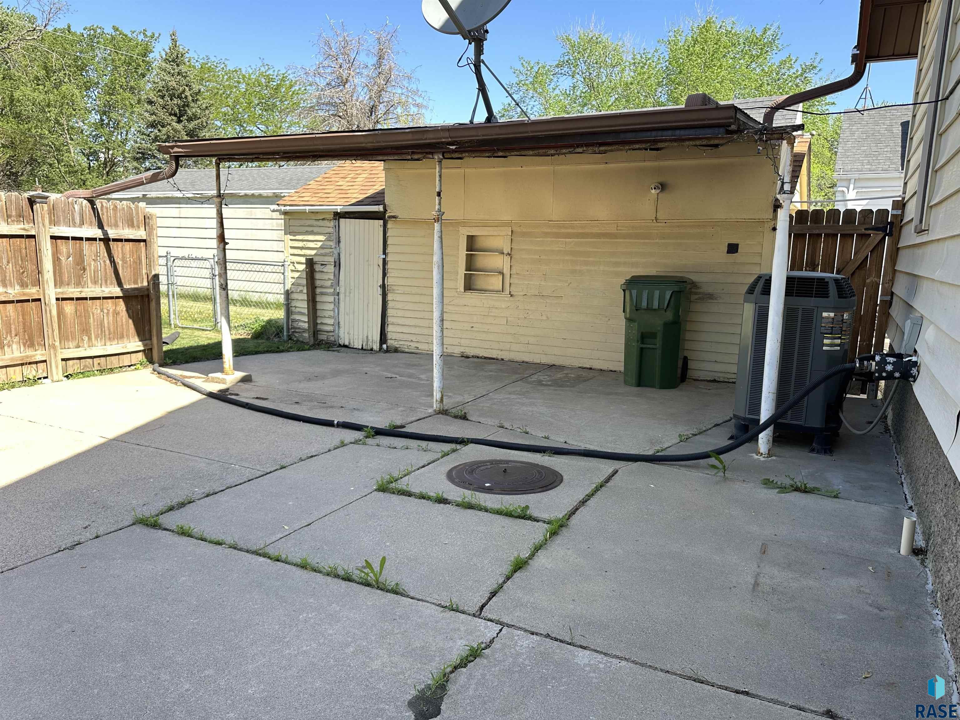 533 S Poplar St Street, Freeman, New Jersey image 5