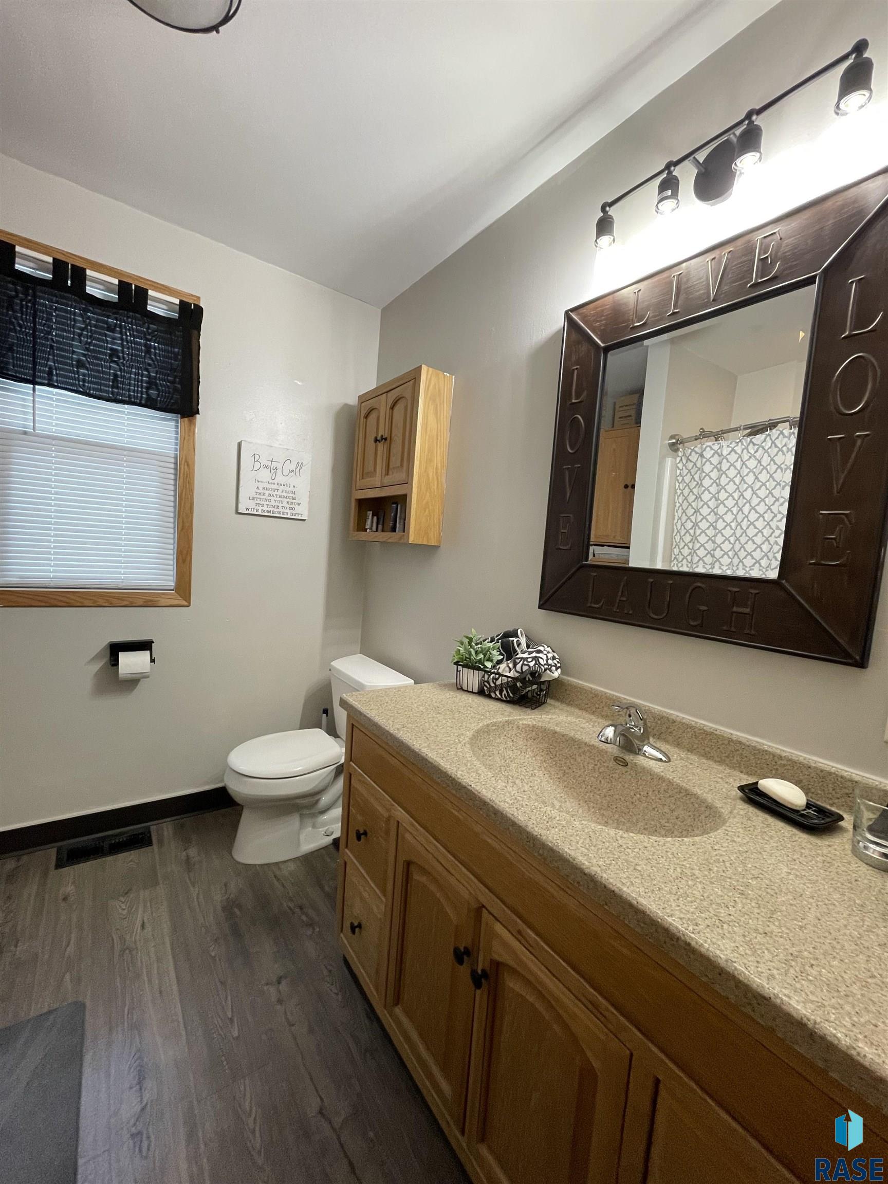 533 S Poplar St Street, Freeman, New Jersey image 29