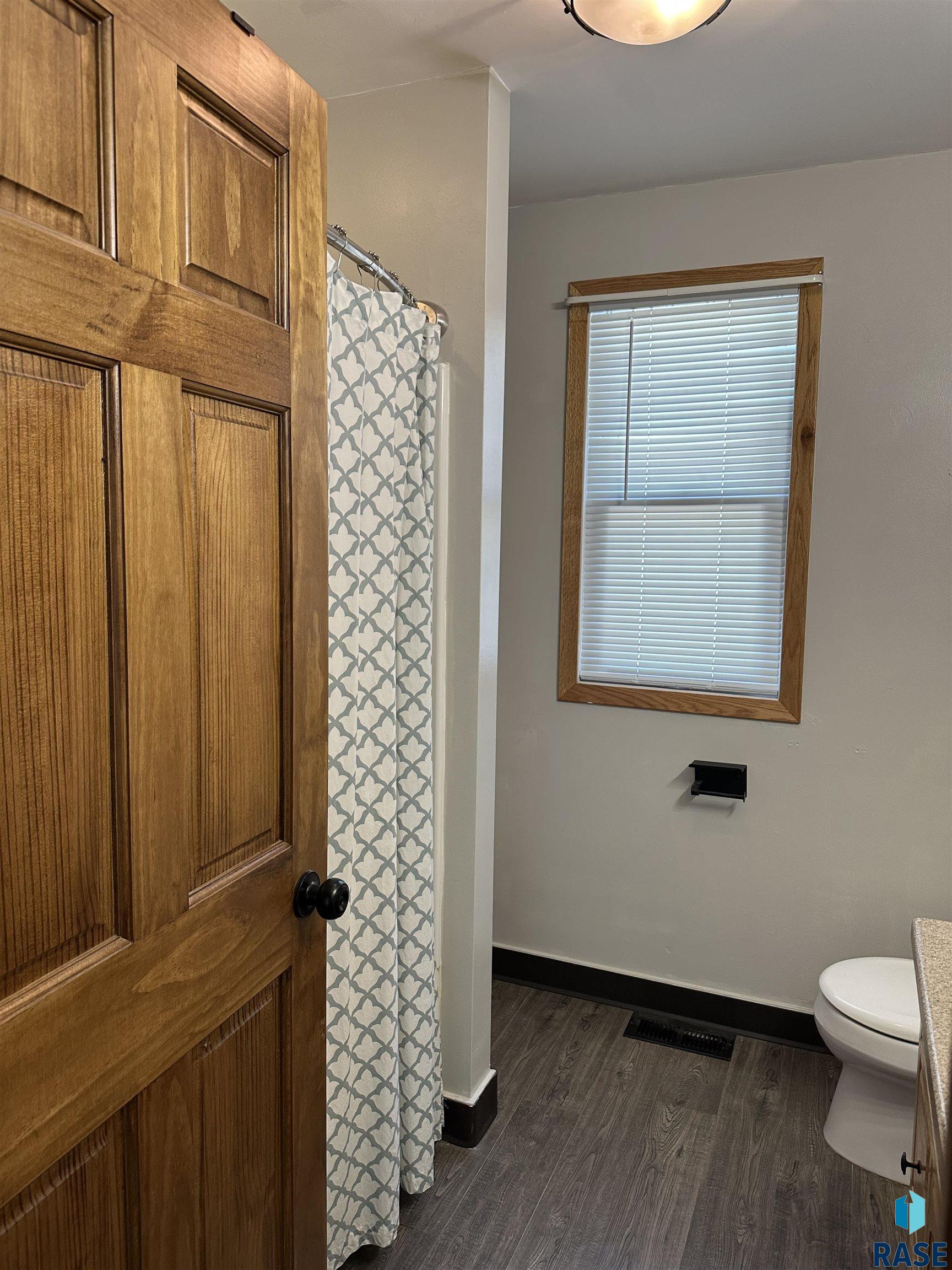 533 S Poplar St Street, Freeman, New Jersey image 27