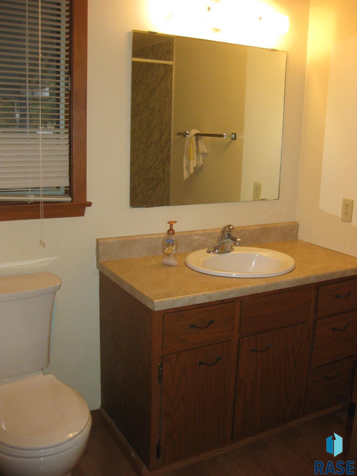 518 Sunset Dr Drive, Dell Rapids, South Dakota image 11