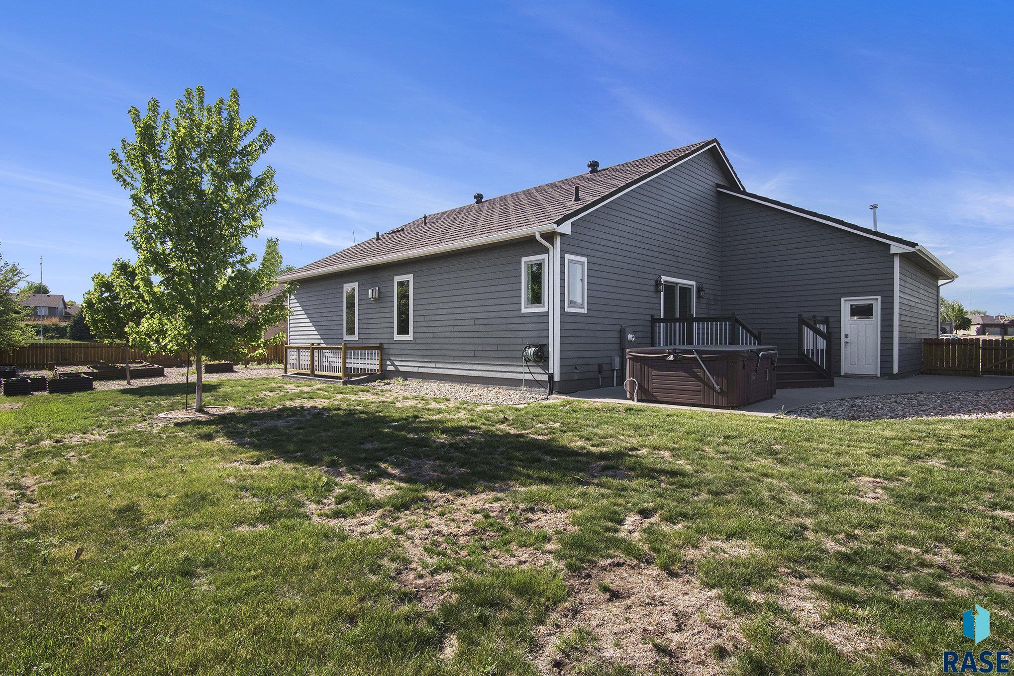 2405 E Yorkshire St Street, Sioux Falls, New Jersey image 35