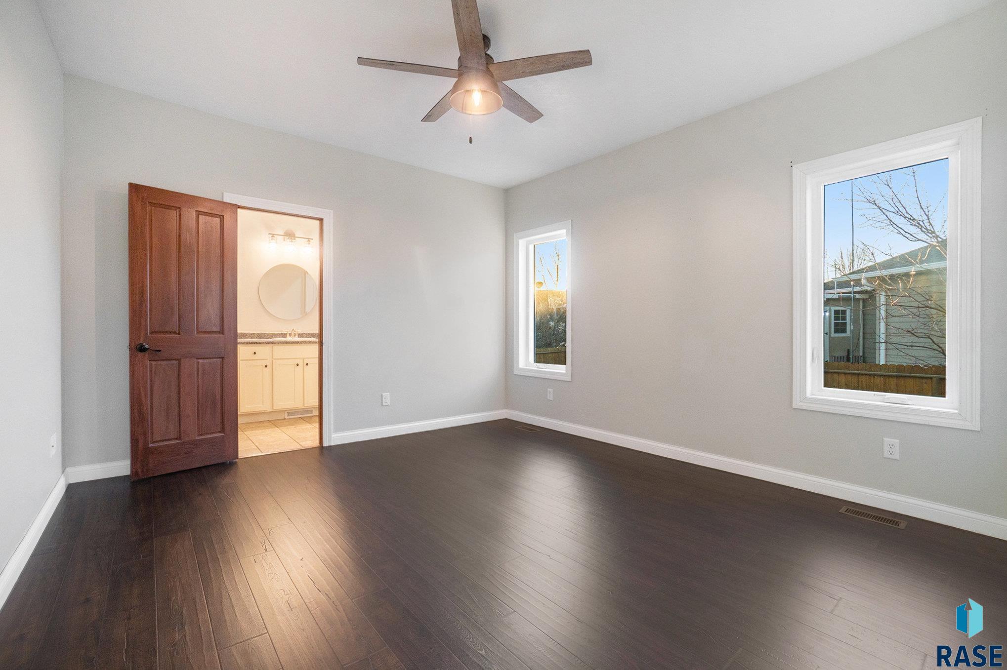 2405 E Yorkshire St Street, Sioux Falls, New Jersey image 15