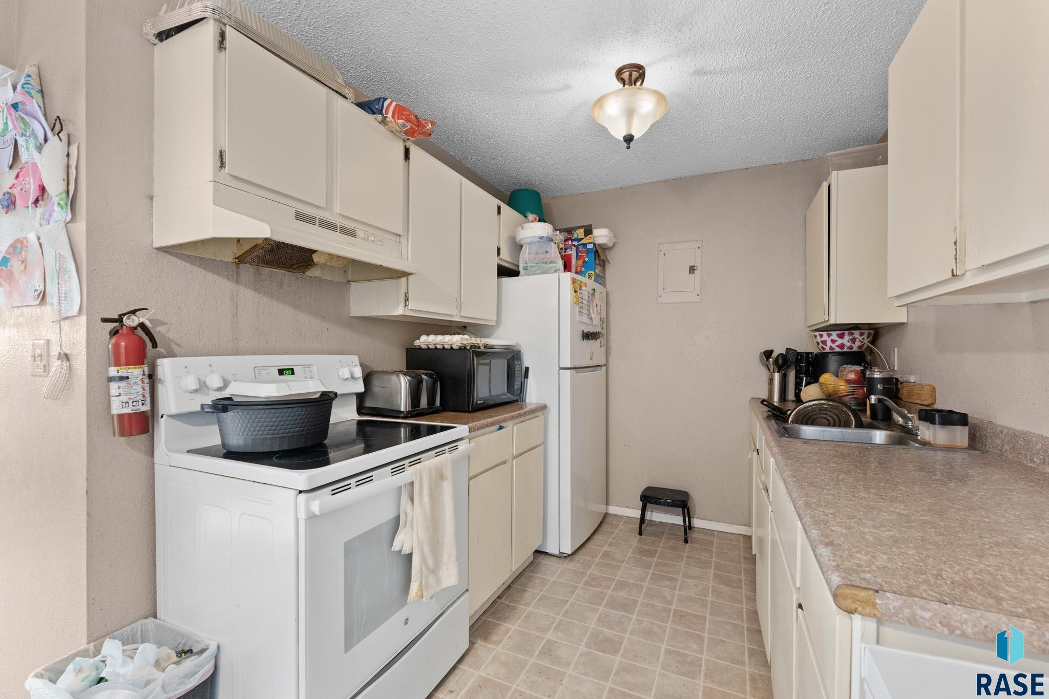 Flandreau, South Dakota 57028, United States, 16 Bedrooms Bedrooms, ,8 BathroomsBathrooms,Residential,Active,126485