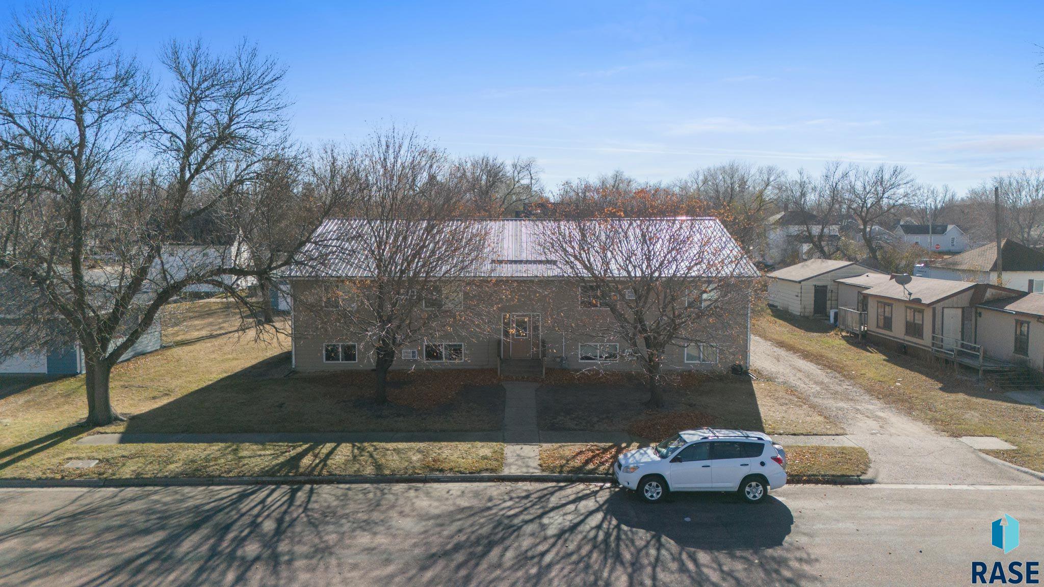Flandreau, South Dakota 57028, United States, 16 Bedrooms Bedrooms, ,8 BathroomsBathrooms,Residential,Active,126485
