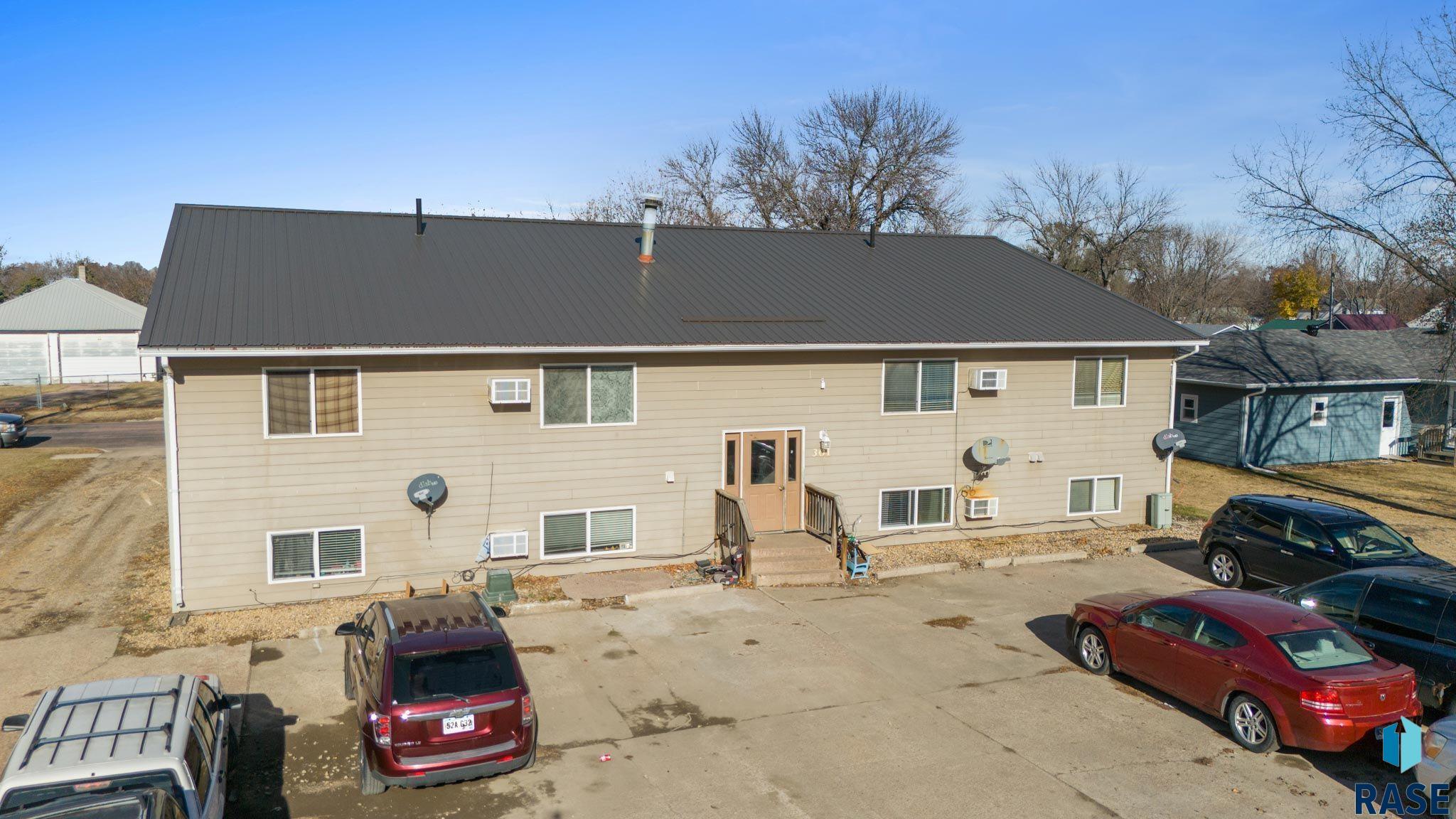 Flandreau, South Dakota 57028, United States, 16 Bedrooms Bedrooms, ,8 BathroomsBathrooms,Residential,Active,126485