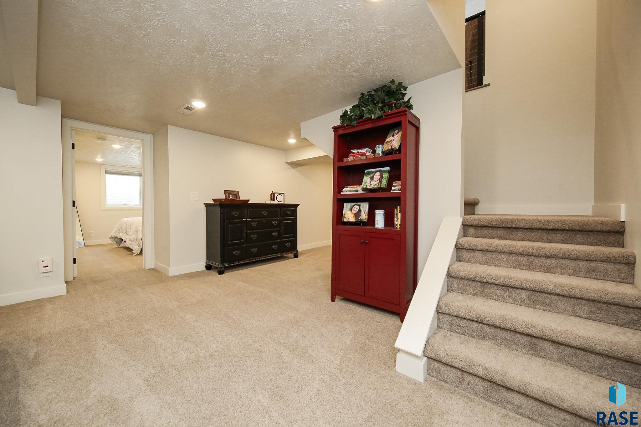 700 N Grant St Street, Canton, New Jersey image 22