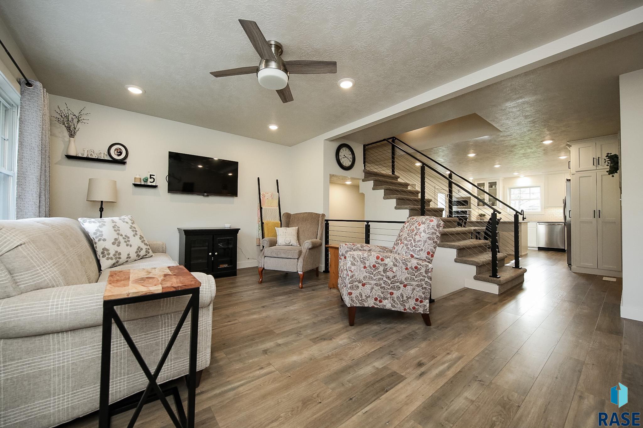 700 N Grant St Street, Canton, New Jersey image 4