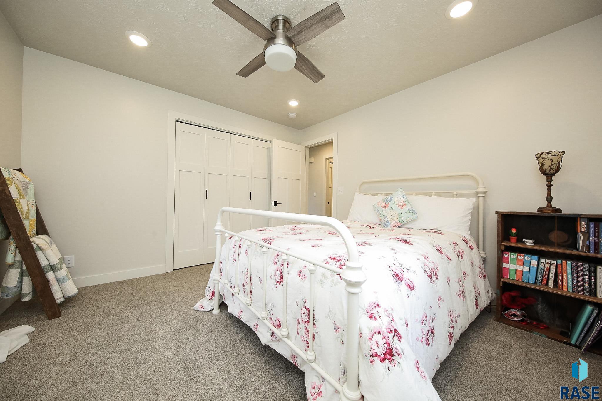 700 N Grant St Street, Canton, New Jersey image 17