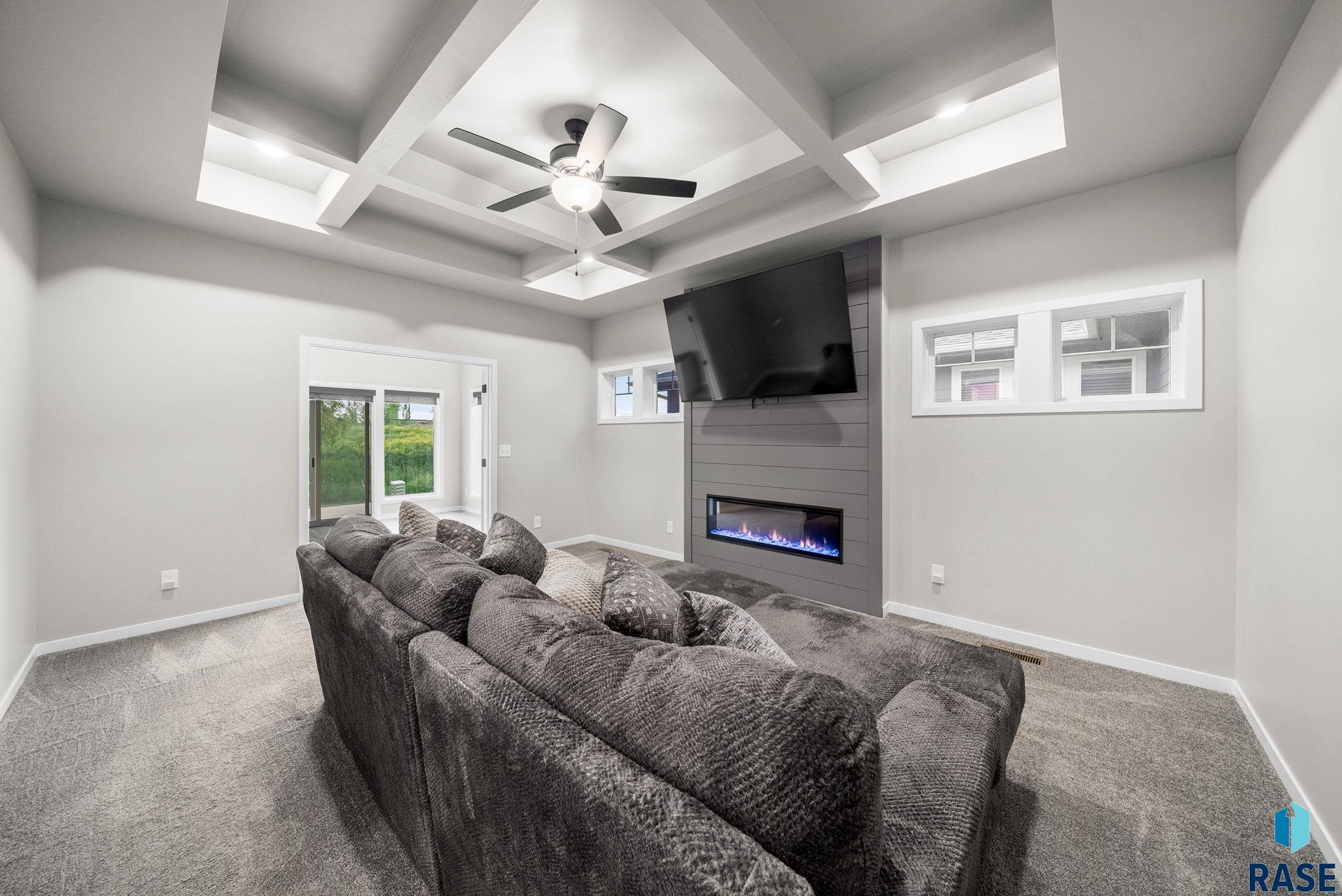 9001 W Rathburn St Street, Sioux Falls, South Dakota image 15