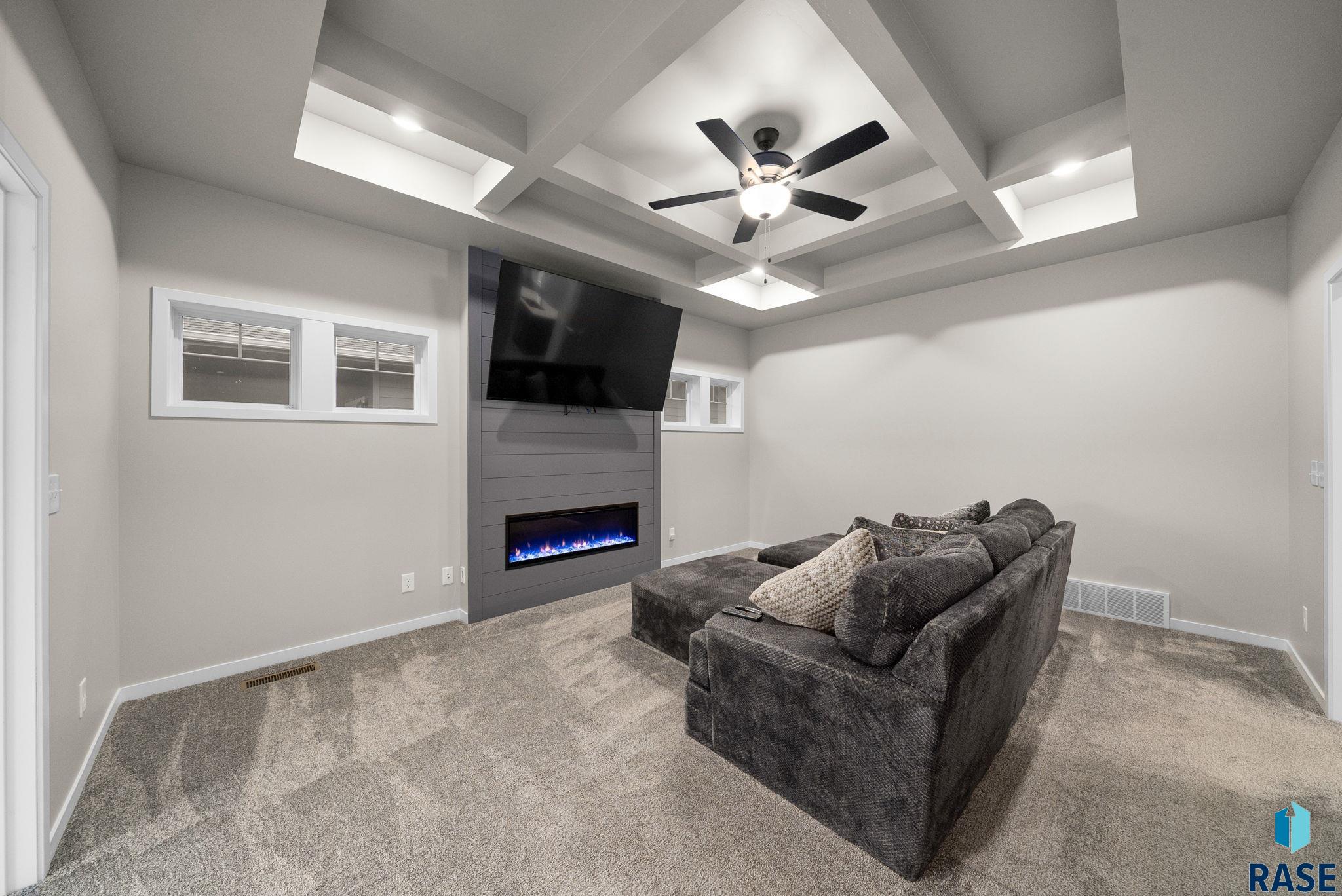 9001 W Rathburn St Street, Sioux Falls, South Dakota image 17