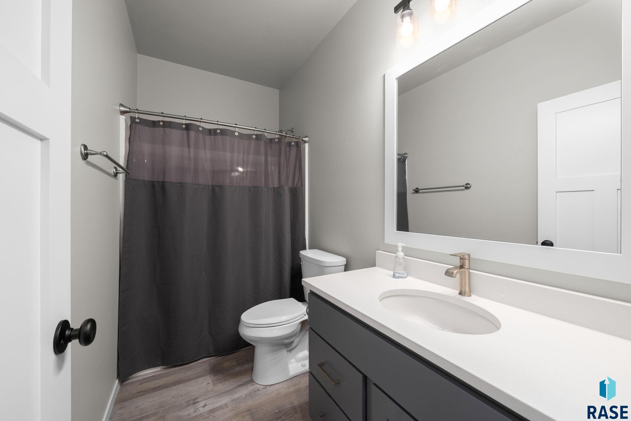 9001 W Rathburn St Street, Sioux Falls, South Dakota image 29