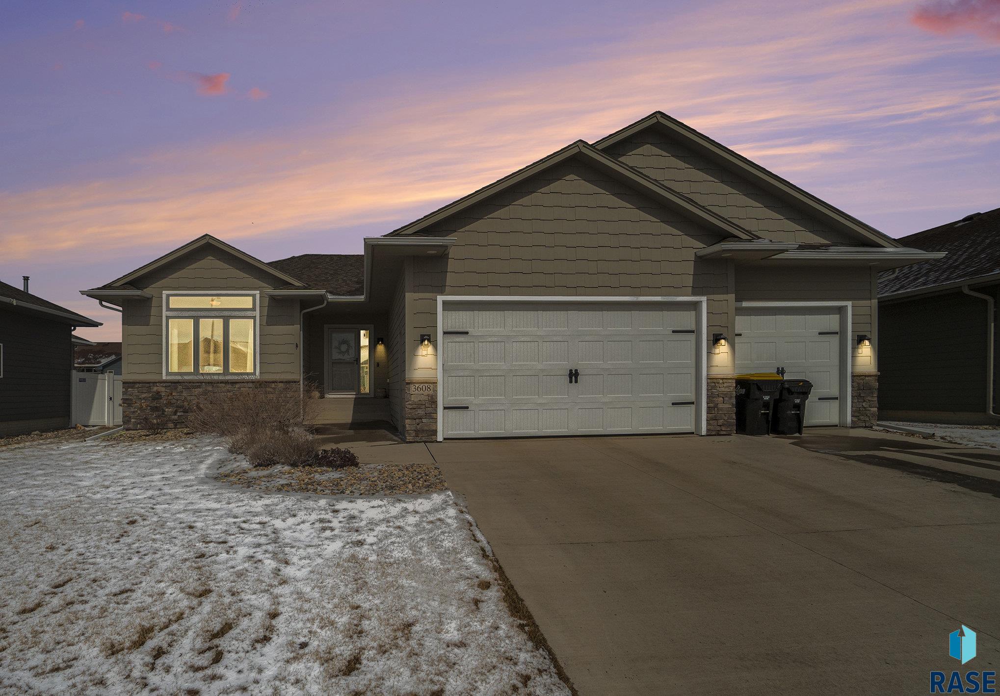 3608 E Prairie Wind St Street, Sioux Falls, South Dakota image 1