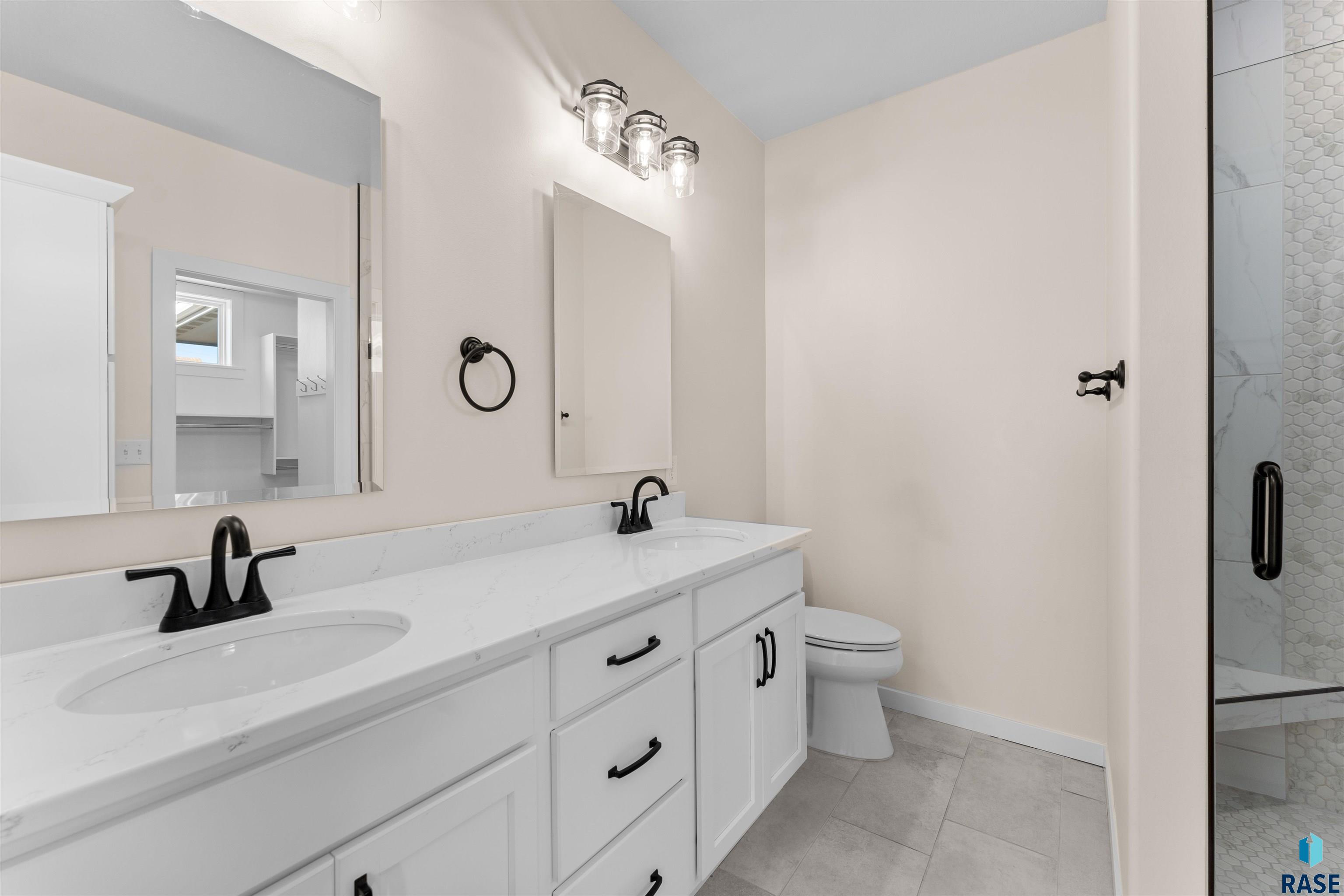 8320 E Wicker Ct Court, Sioux Falls, South Dakota image 34