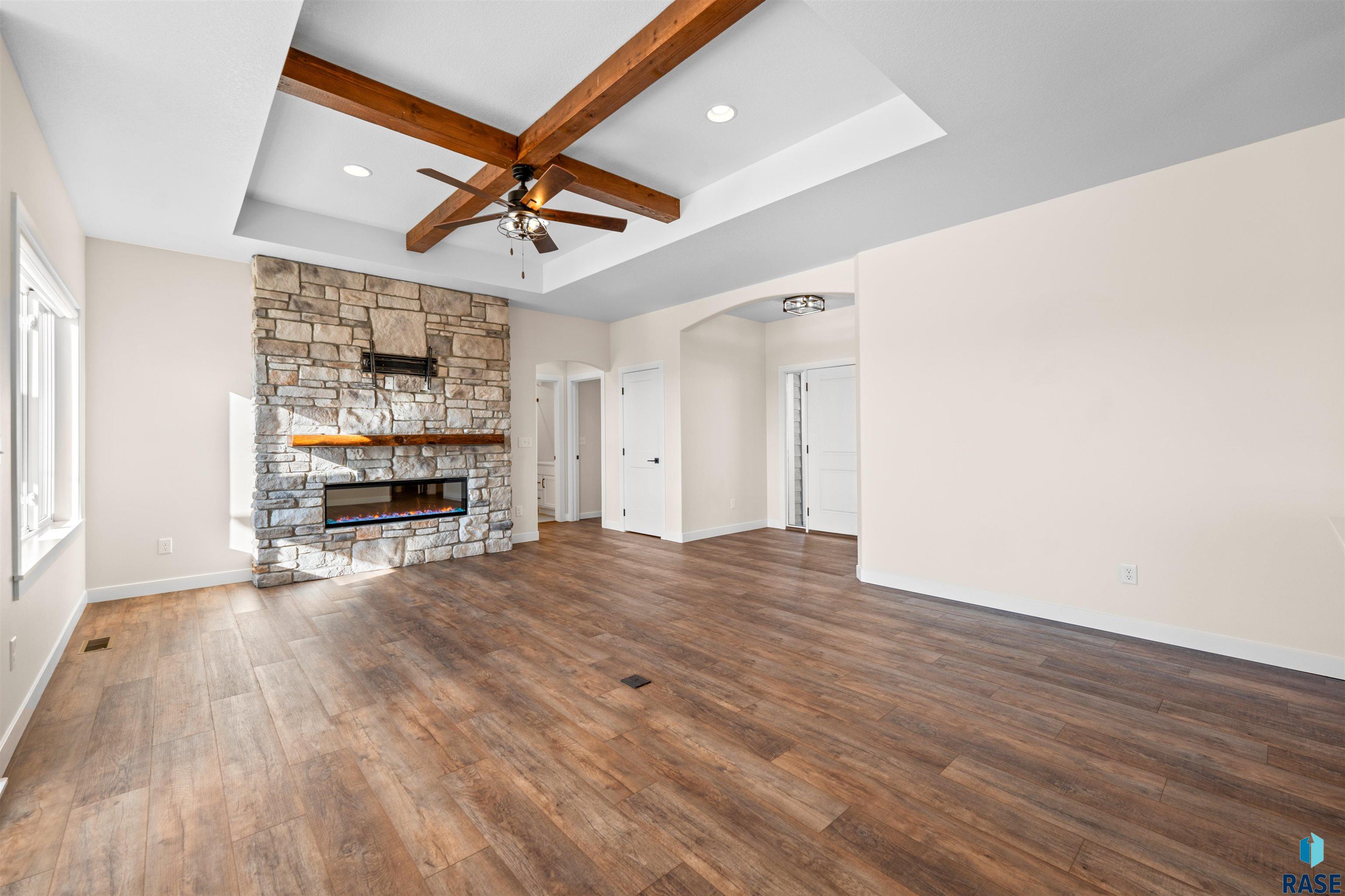 8320 E Wicker Ct Court, Sioux Falls, South Dakota image 4