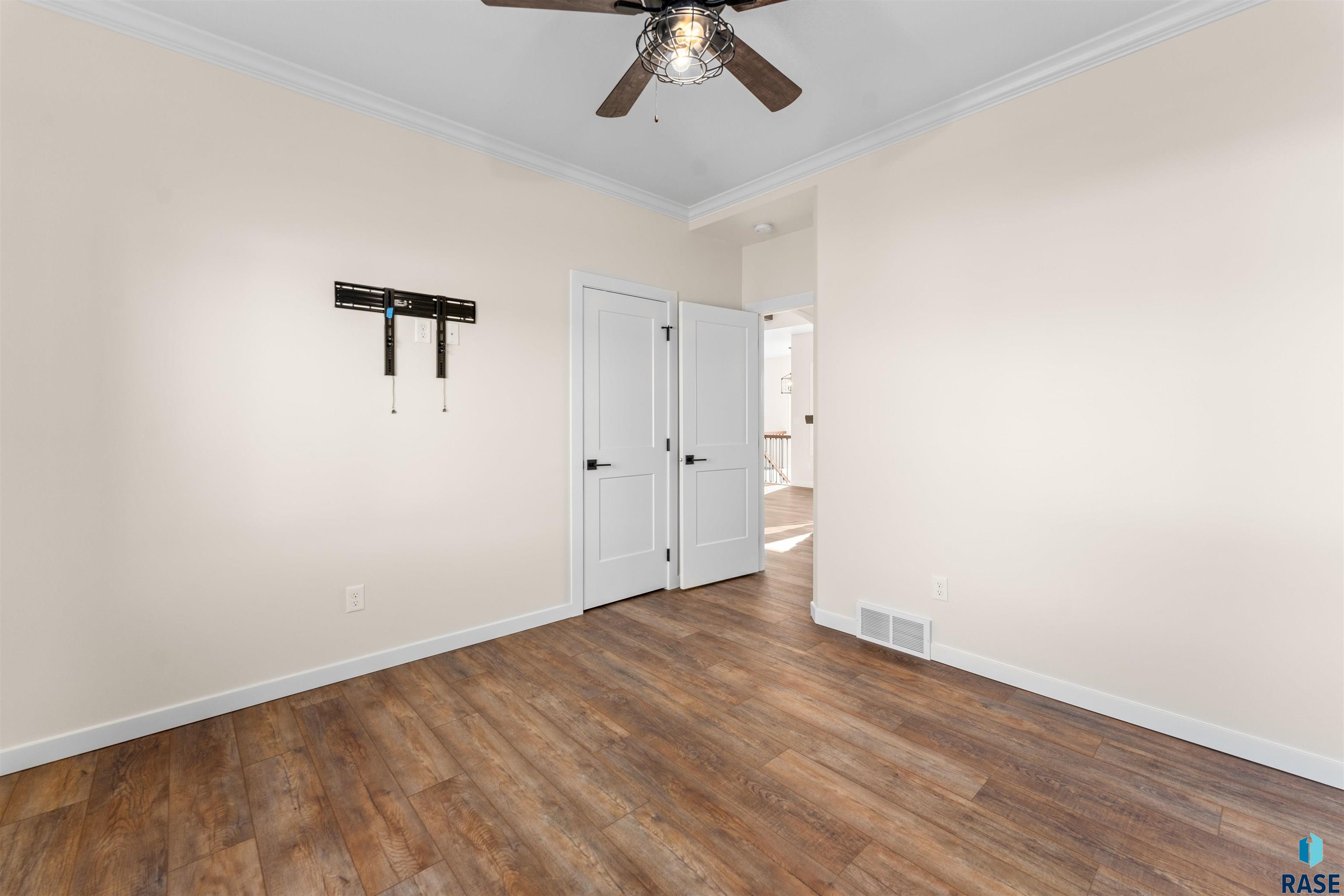 8320 E Wicker Ct Court, Sioux Falls, South Dakota image 26