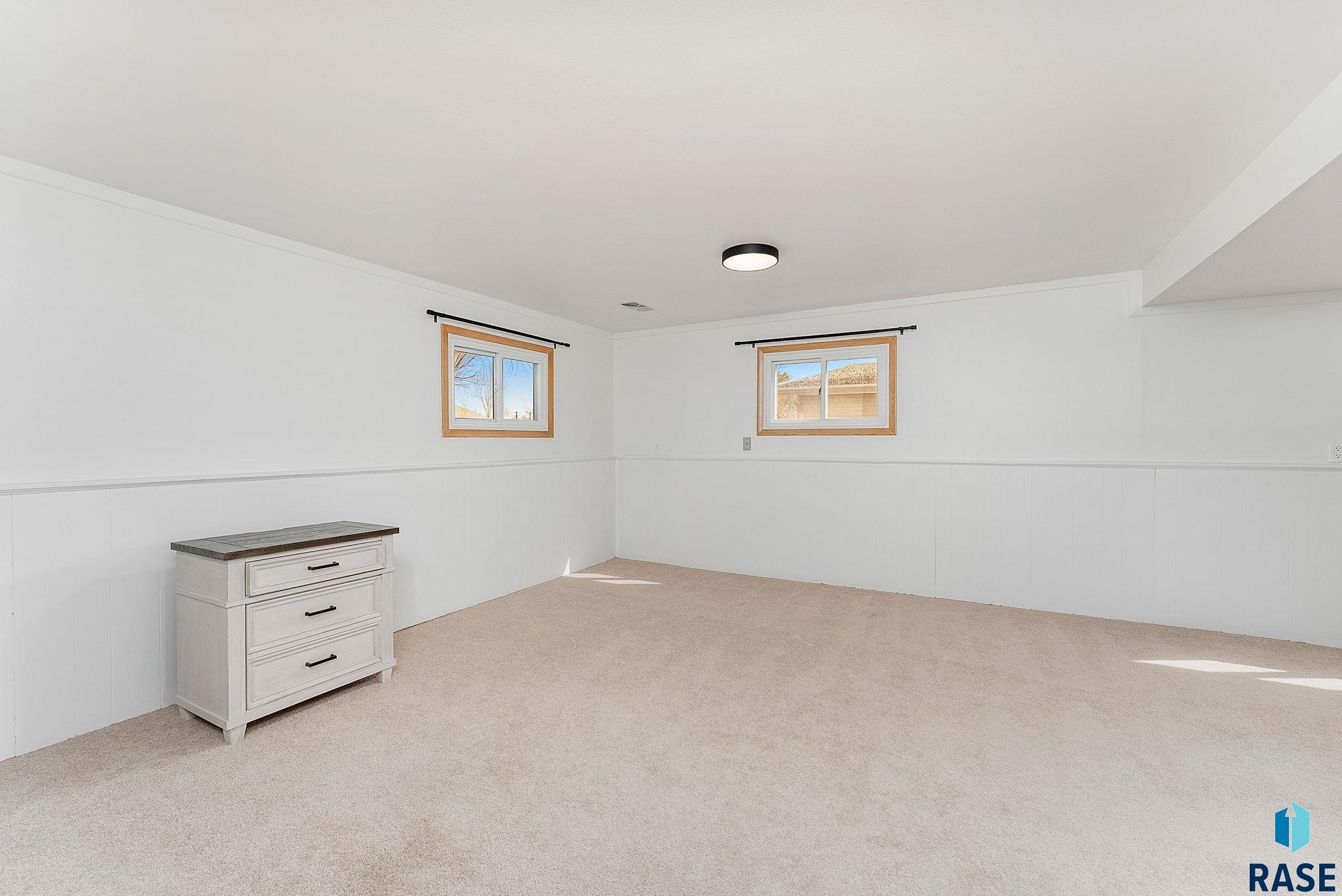 3105 S 7th Ave Avenue, Sioux Falls, New Jersey image 25
