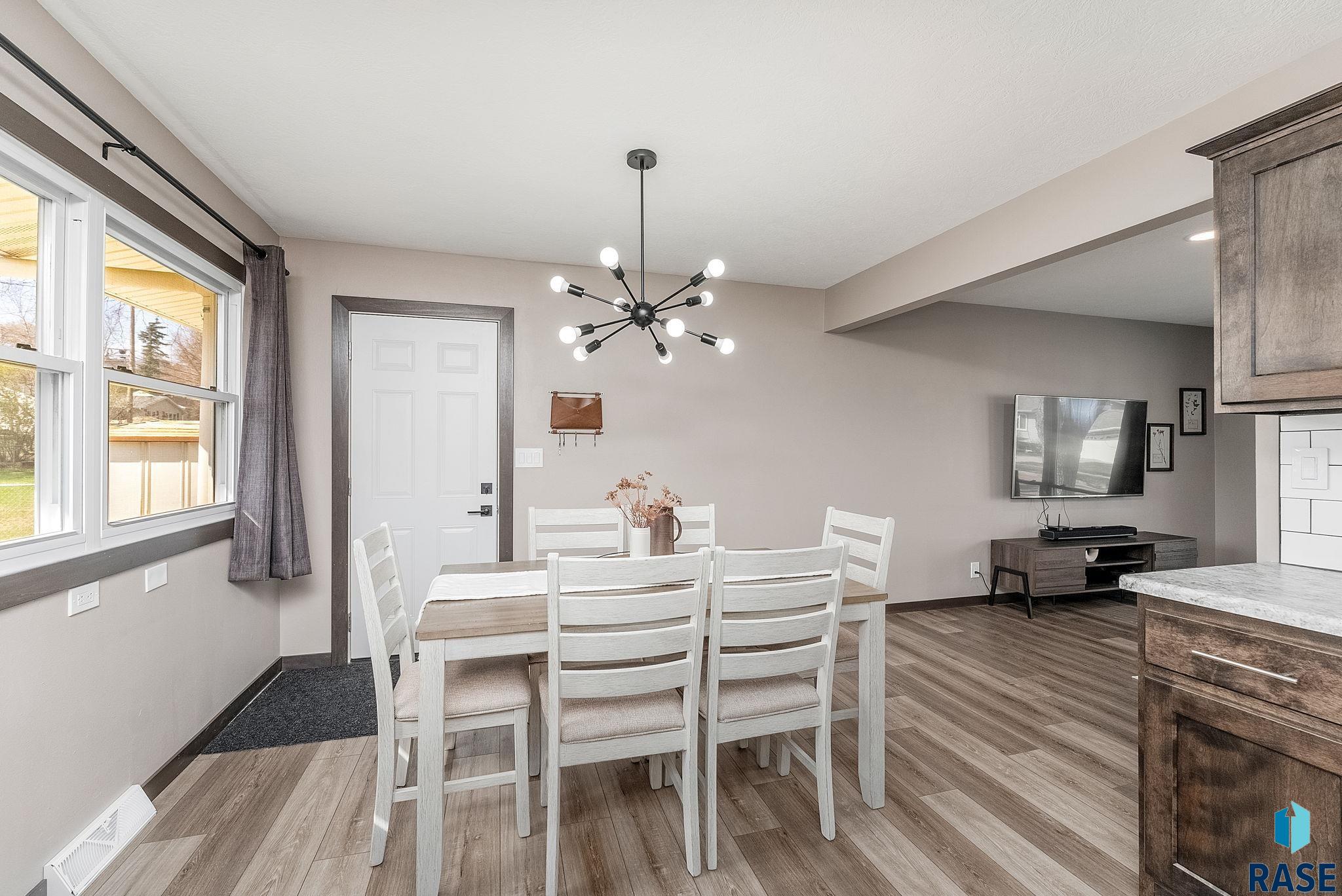3105 S 7th Ave Avenue, Sioux Falls, New Jersey image 9