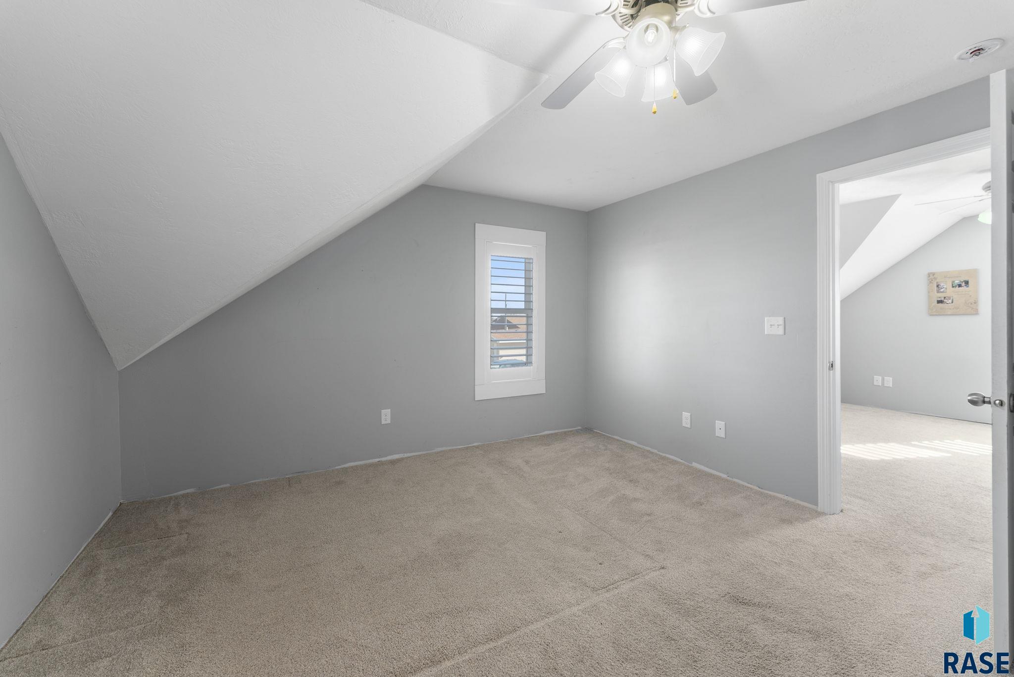 201 S Washington St Street, Humboldt, South Dakota image 20