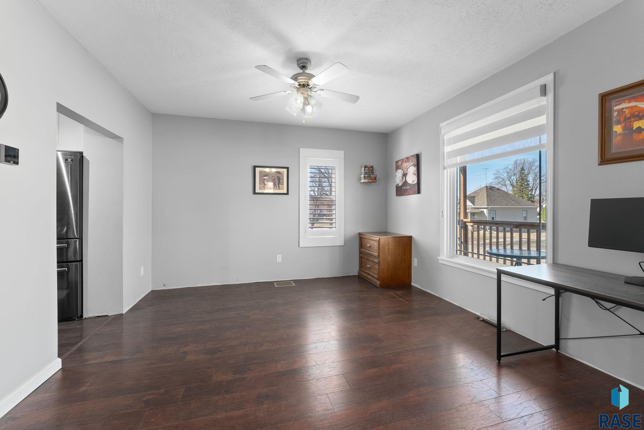 201 S Washington St Street, Humboldt, South Dakota image 14