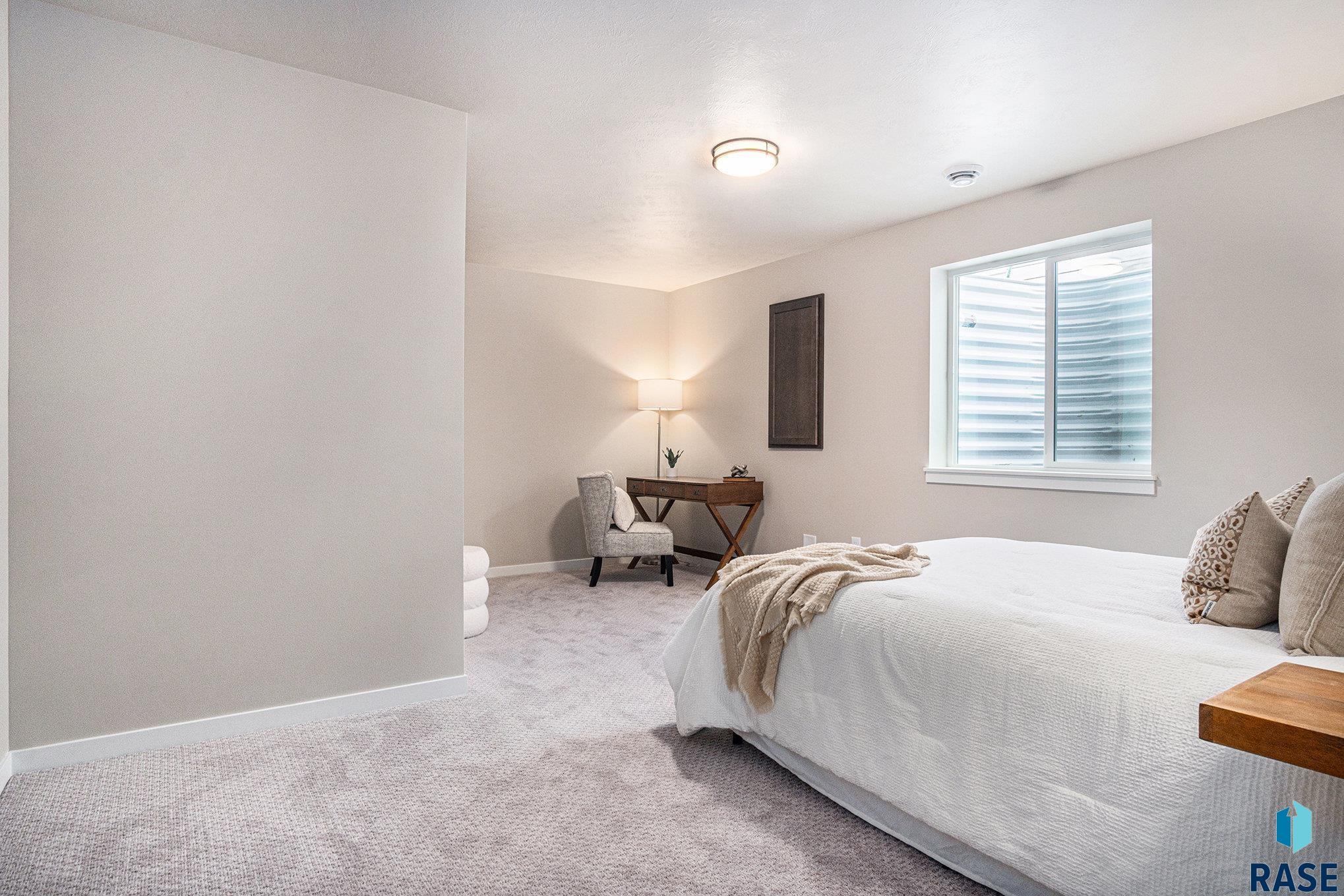 5301 E Lumin St Street, Sioux Falls, New Jersey image 15