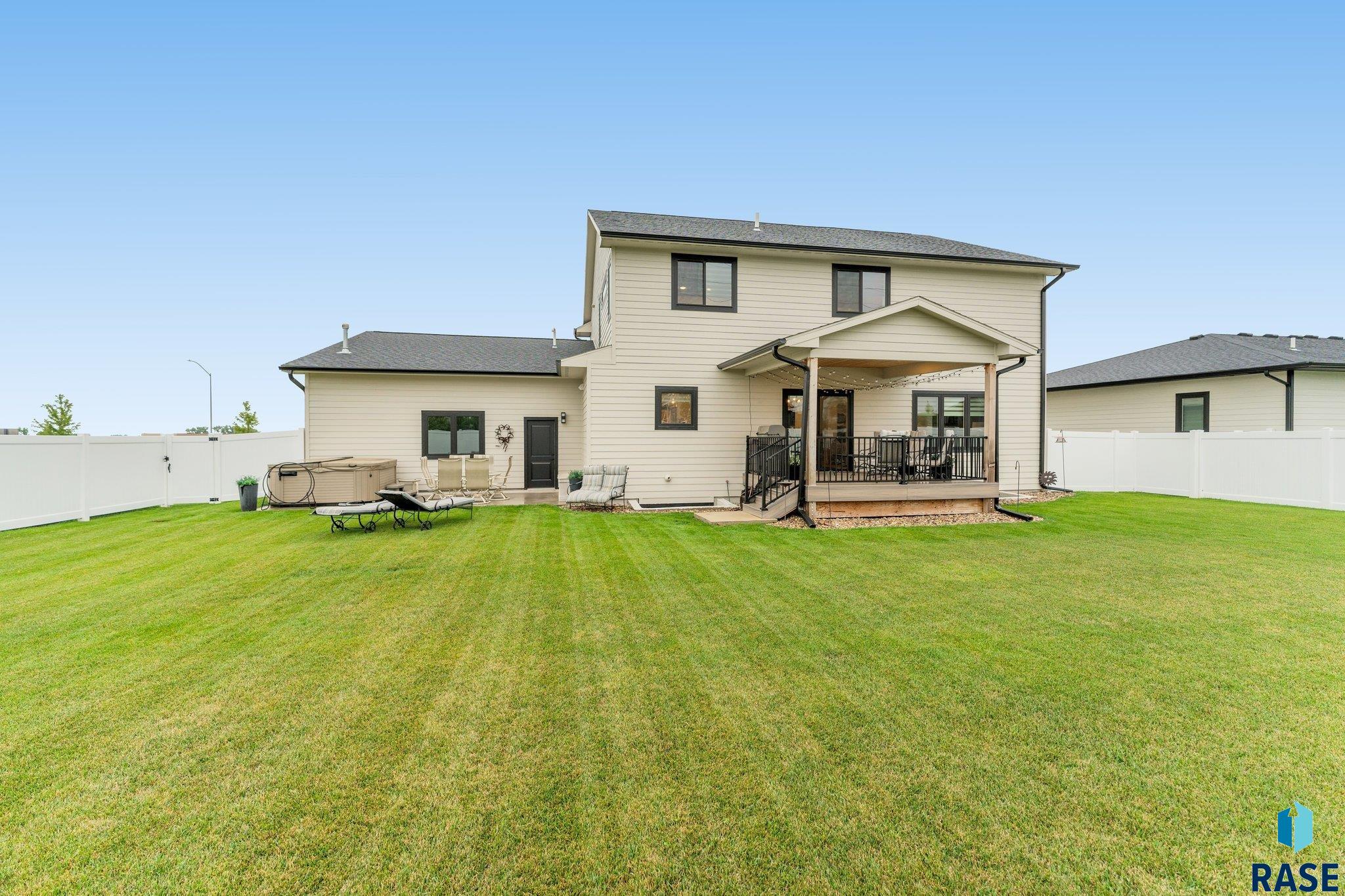 2408 W 95th St Street, Sioux Falls, South Dakota image 44