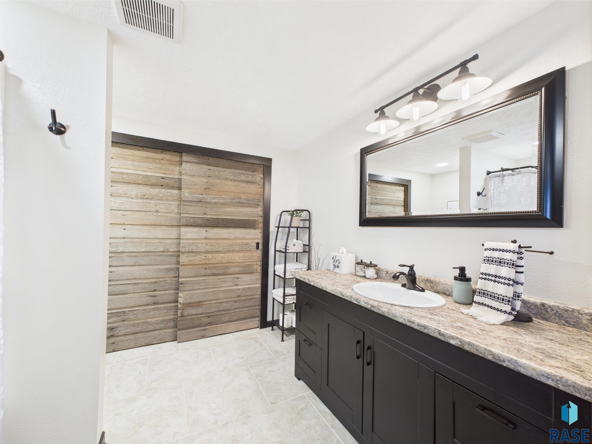 4704 W 38th St Street, Sioux Falls, New Jersey image 26