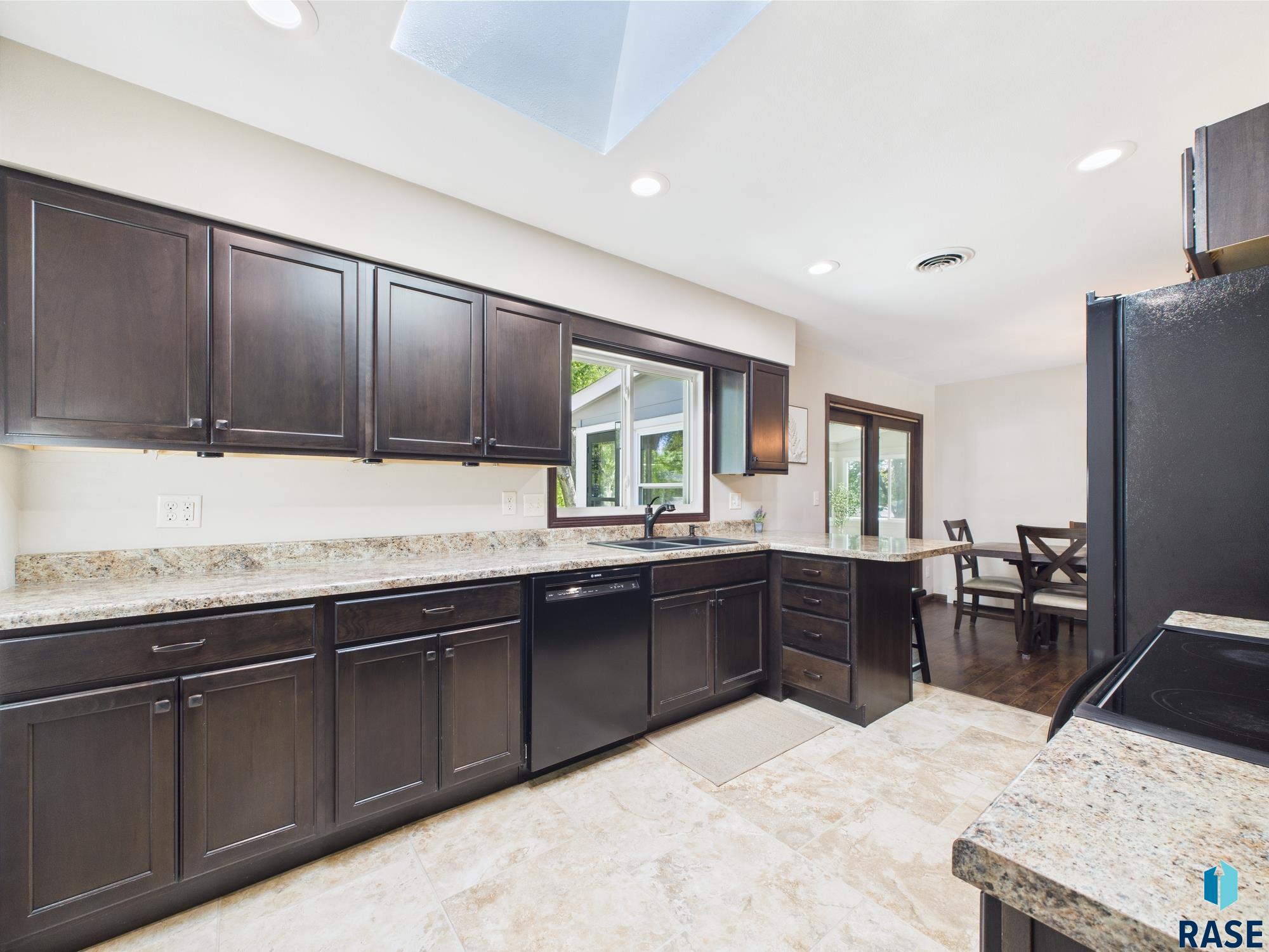 4704 W 38th St Street, Sioux Falls, New Jersey image 10