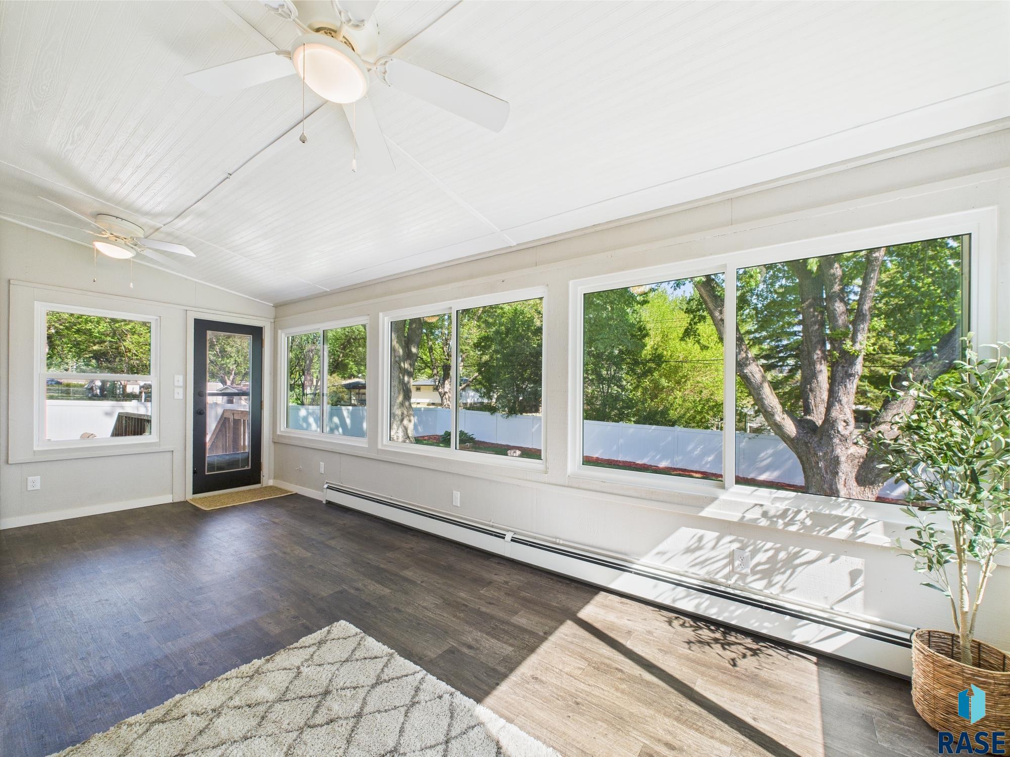 4704 W 38th St Street, Sioux Falls, New Jersey image 4