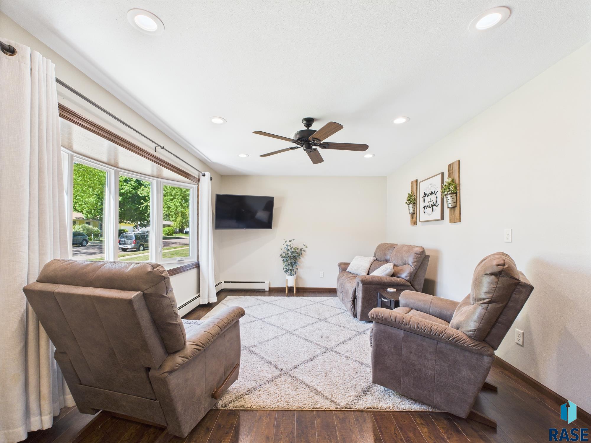 4704 W 38th St Street, Sioux Falls, New Jersey image 6