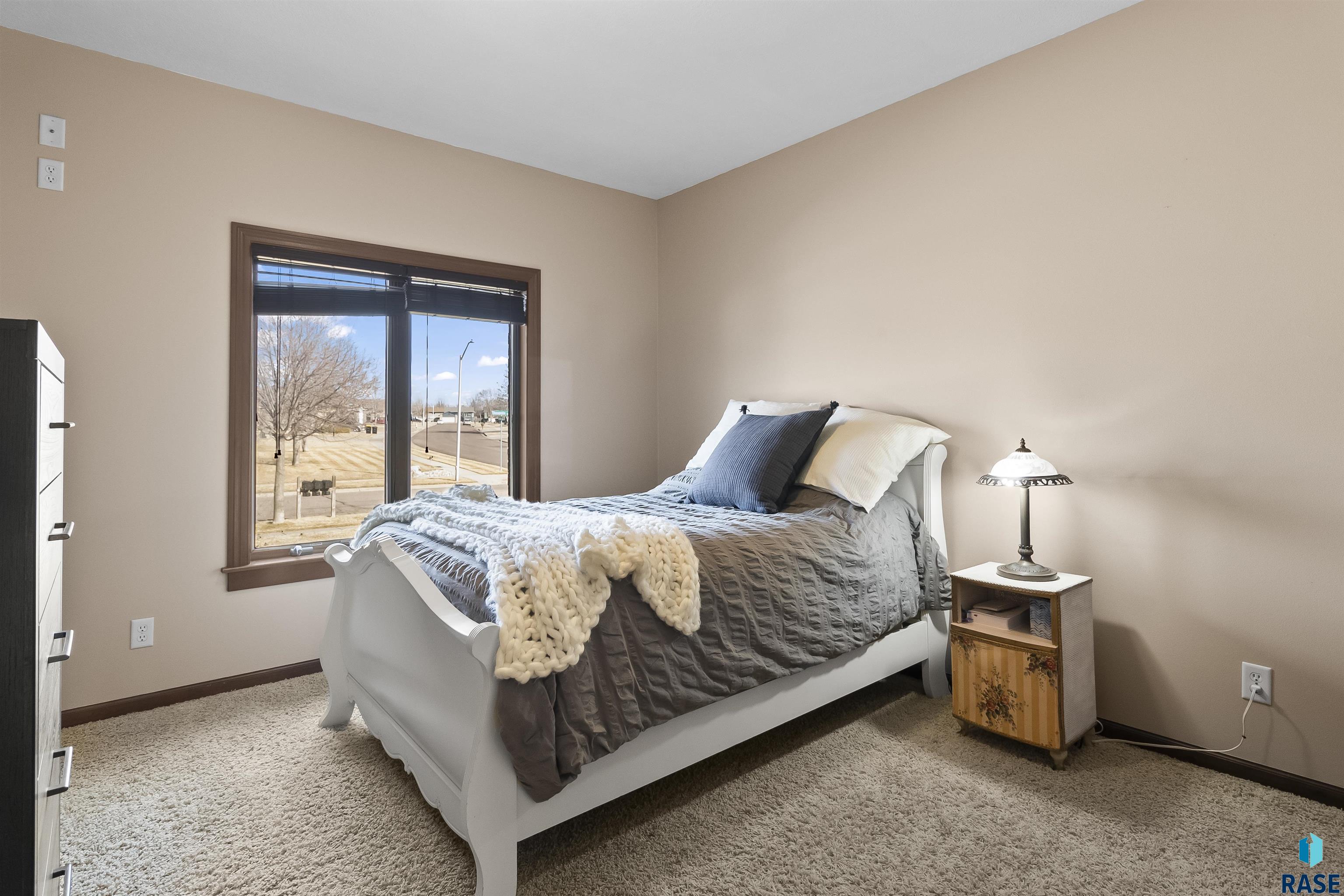 7801 W Chesapeake Ln Lane, Sioux Falls, South Dakota image 23