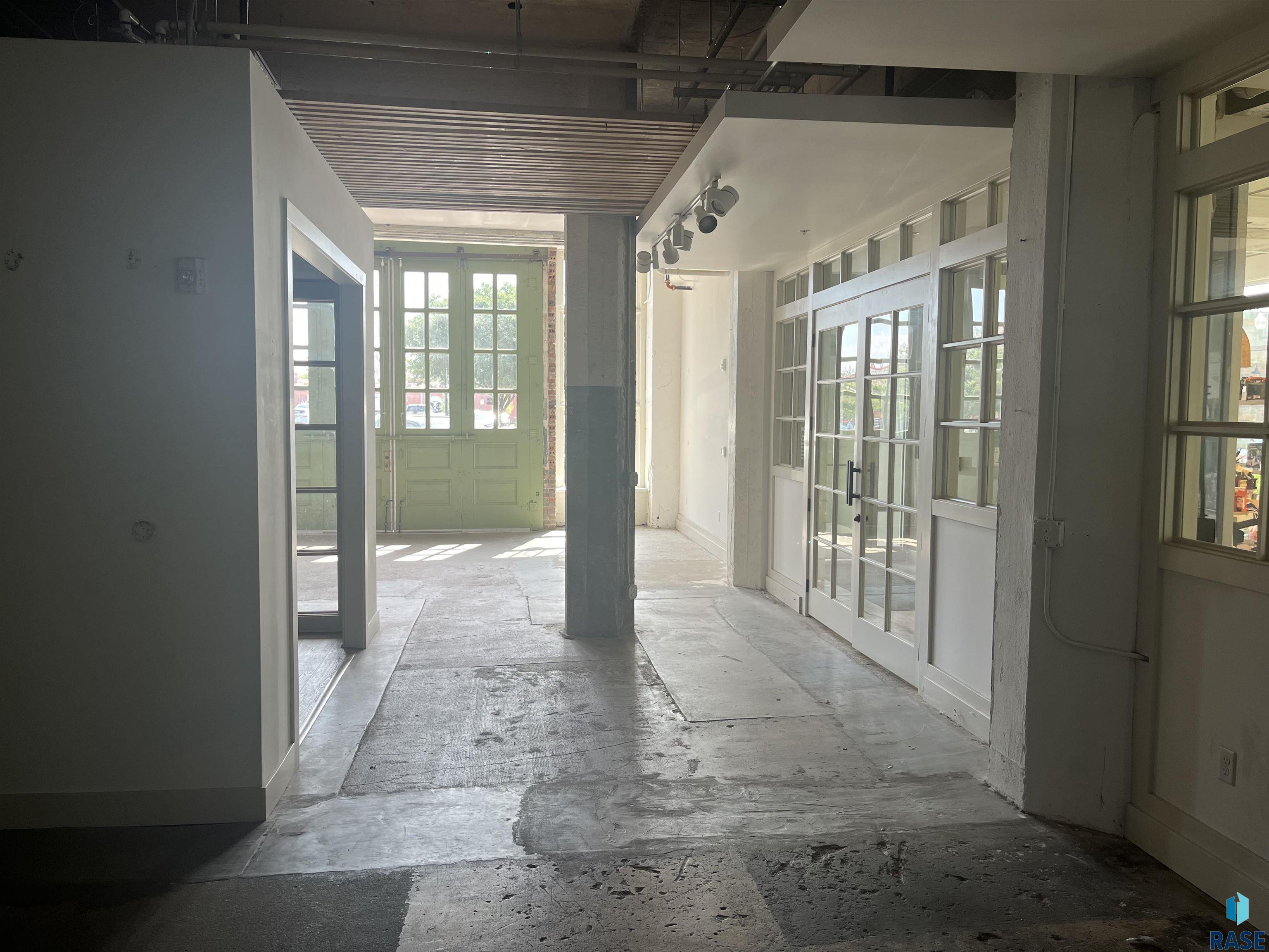 Sioux Falls, South Dakota 57104, United States, ,Commercial,Active,175345