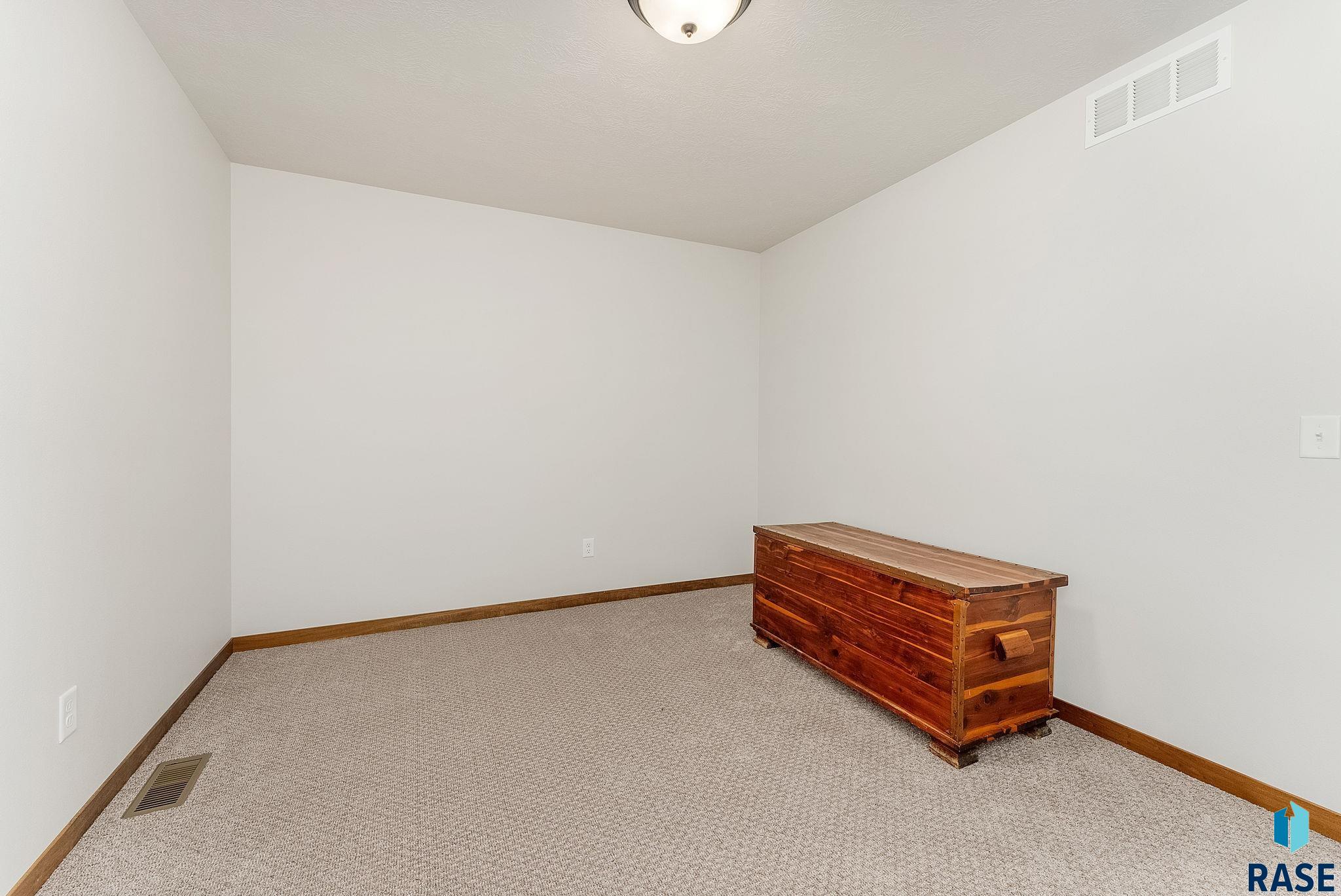 3505 S Chalice Pl Place, Sioux Falls, New Jersey image 24