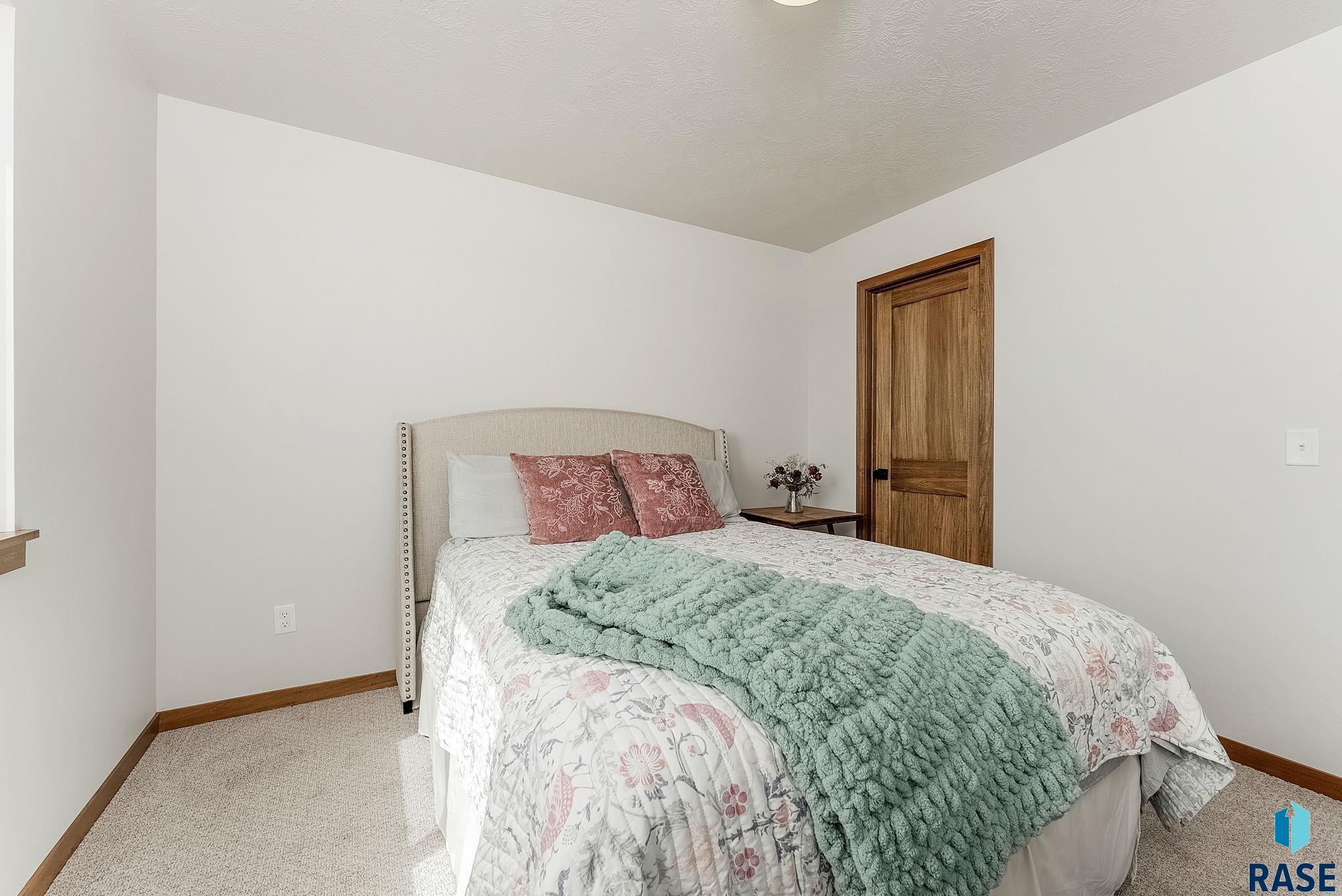 3505 S Chalice Pl Place, Sioux Falls, New Jersey image 17