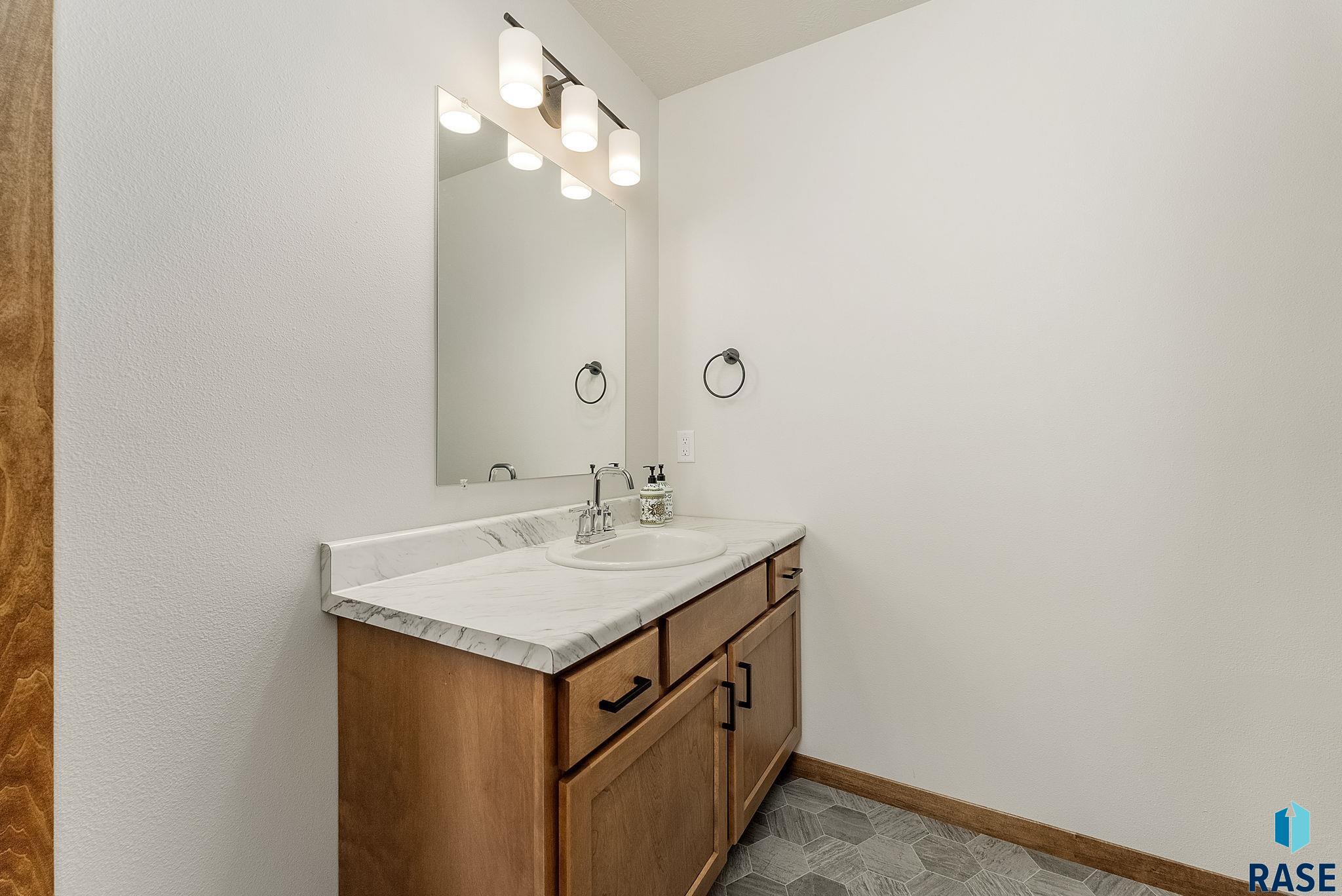 3505 S Chalice Pl Place, Sioux Falls, New Jersey image 19