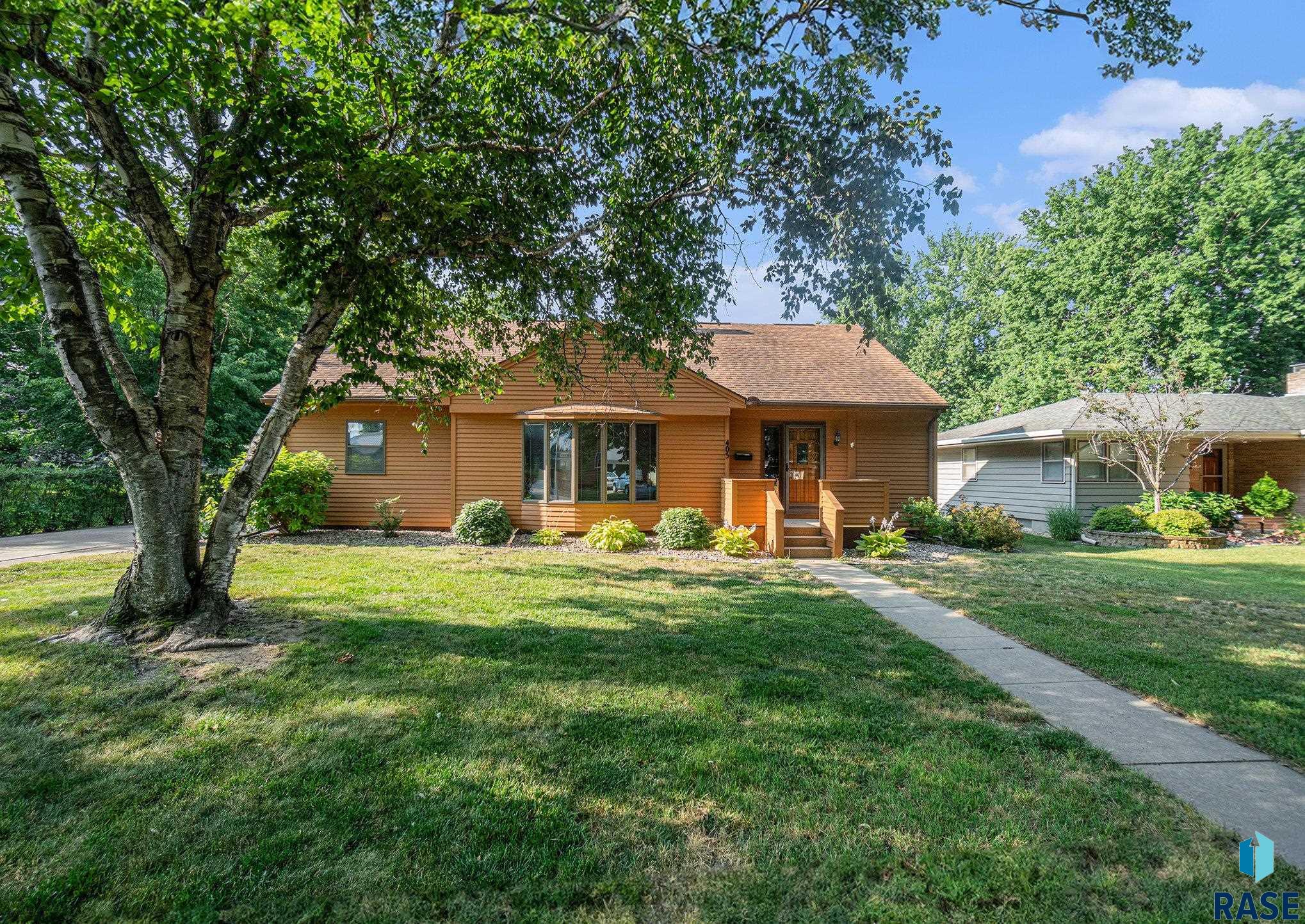 405 W Bishop St Street, Luverne, Minnesota image 3
