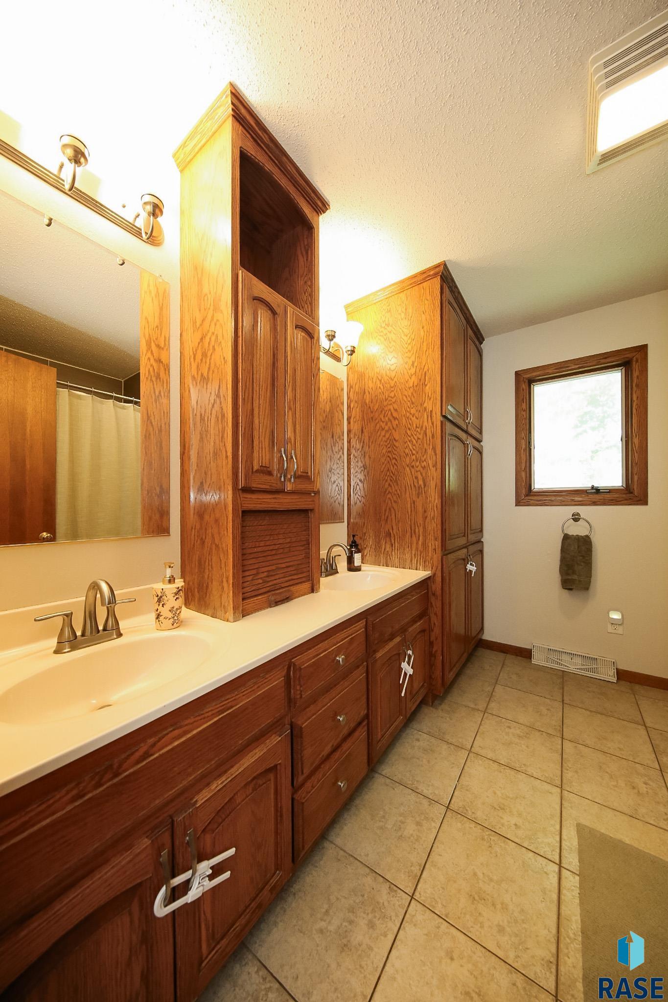 8309 W 42nd St Street, Sioux Falls, South Dakota image 18